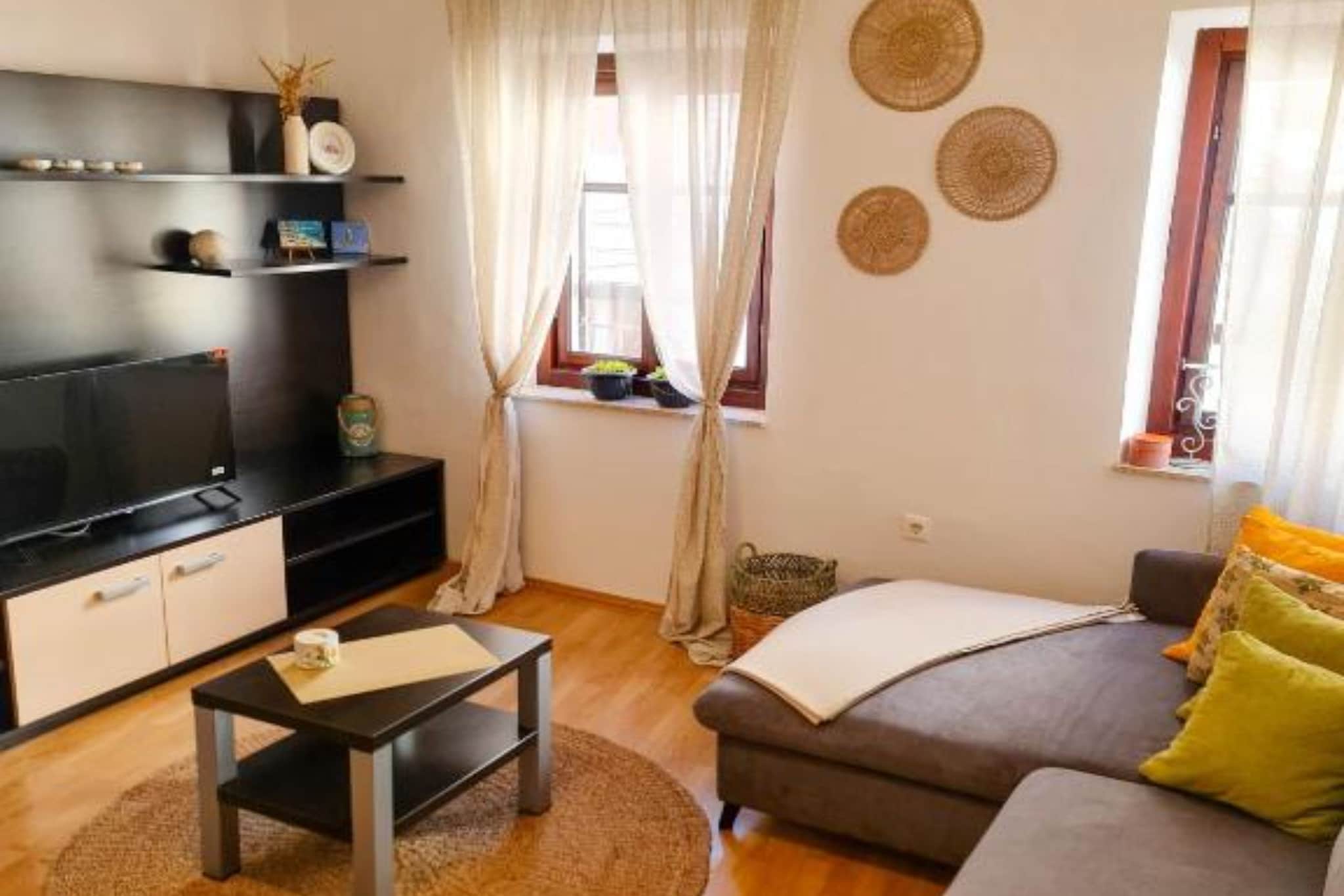Shadow of Nehaj - Two Bedroom Apartment with Mountin View
