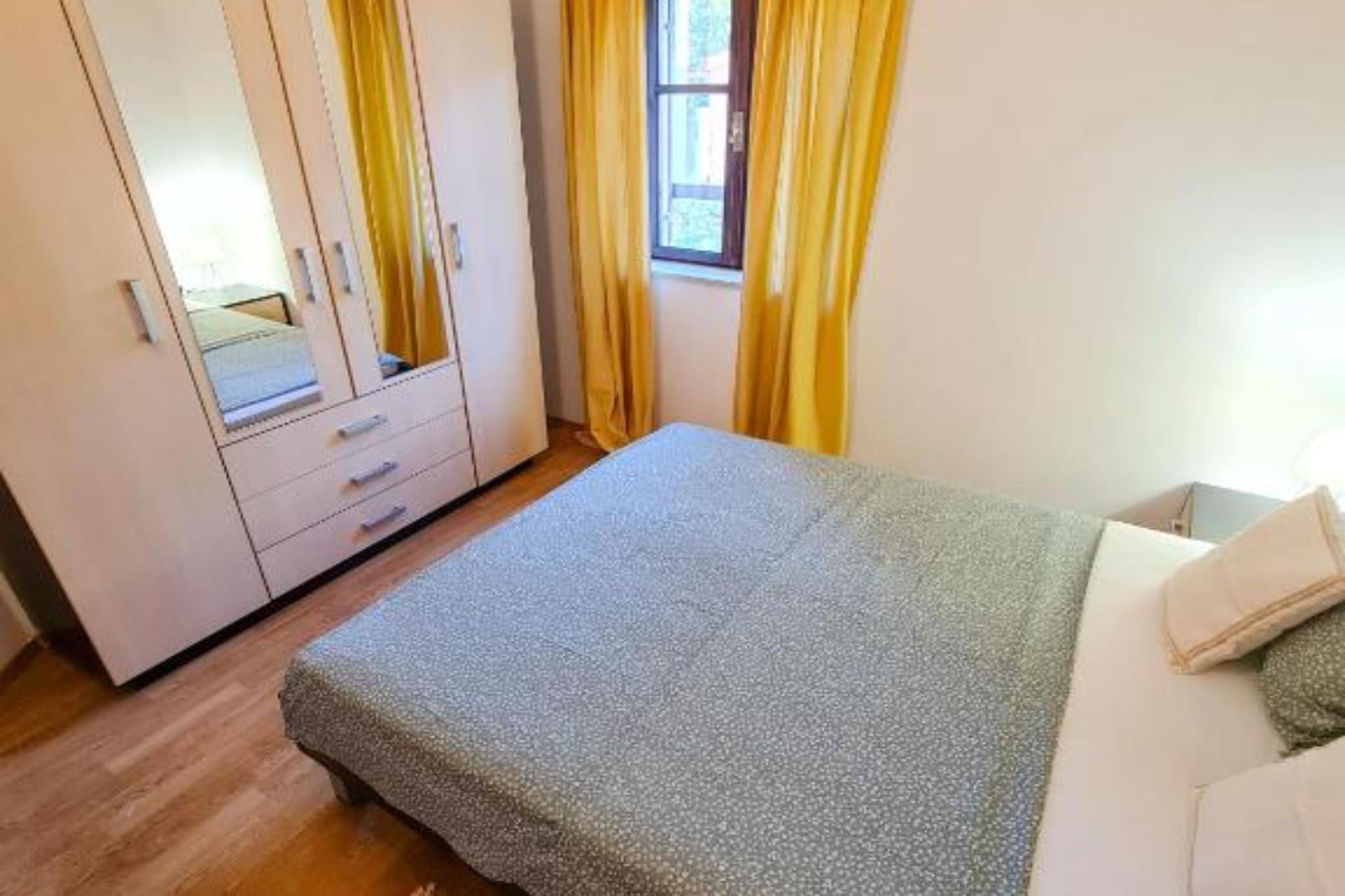 Shadow of Nehaj - Two Bedroom Apartment with Mountin View-Chambre