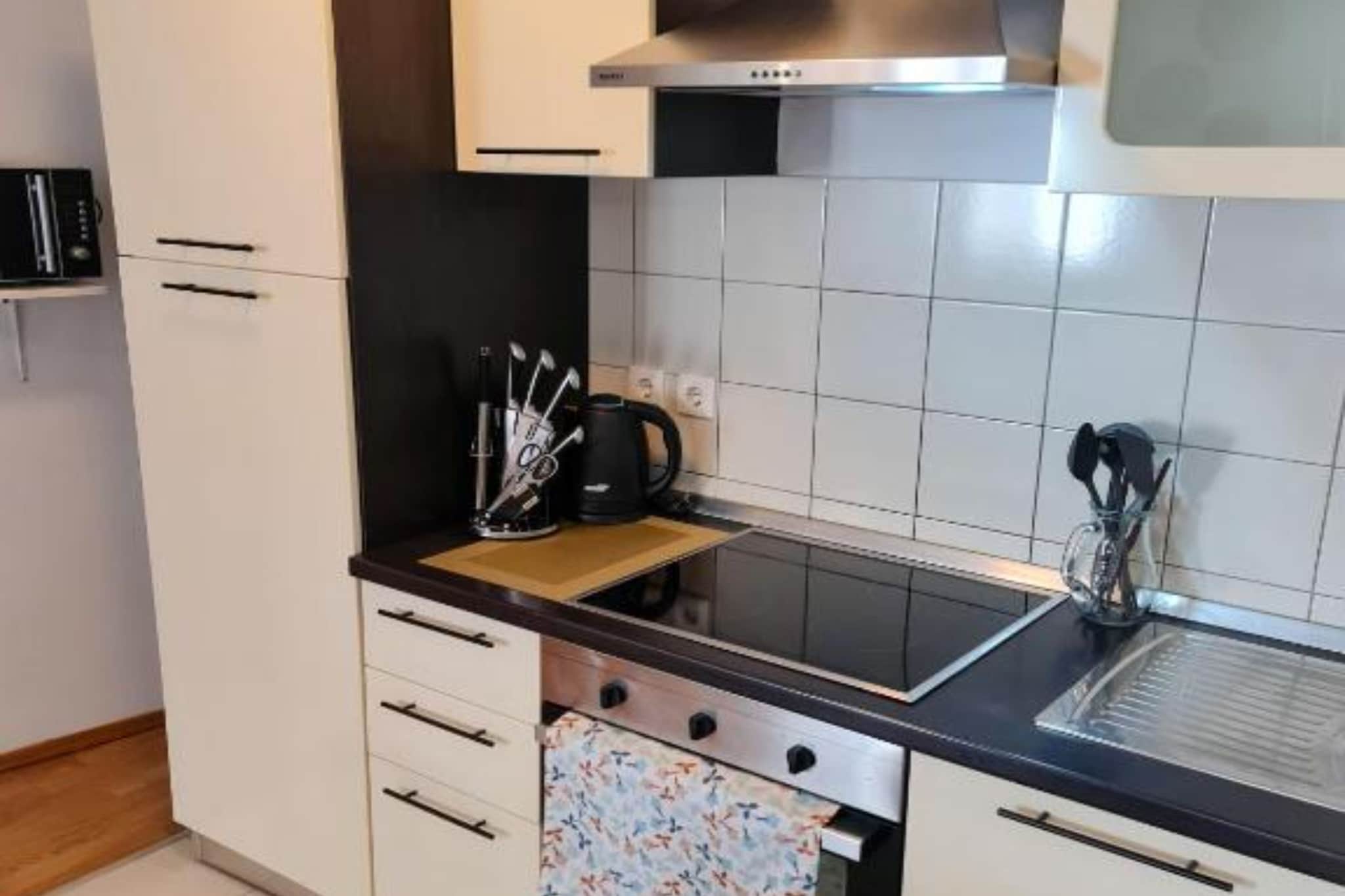 Shadow of Nehaj - Two Bedroom Apartment with Mountin View-Cuisine