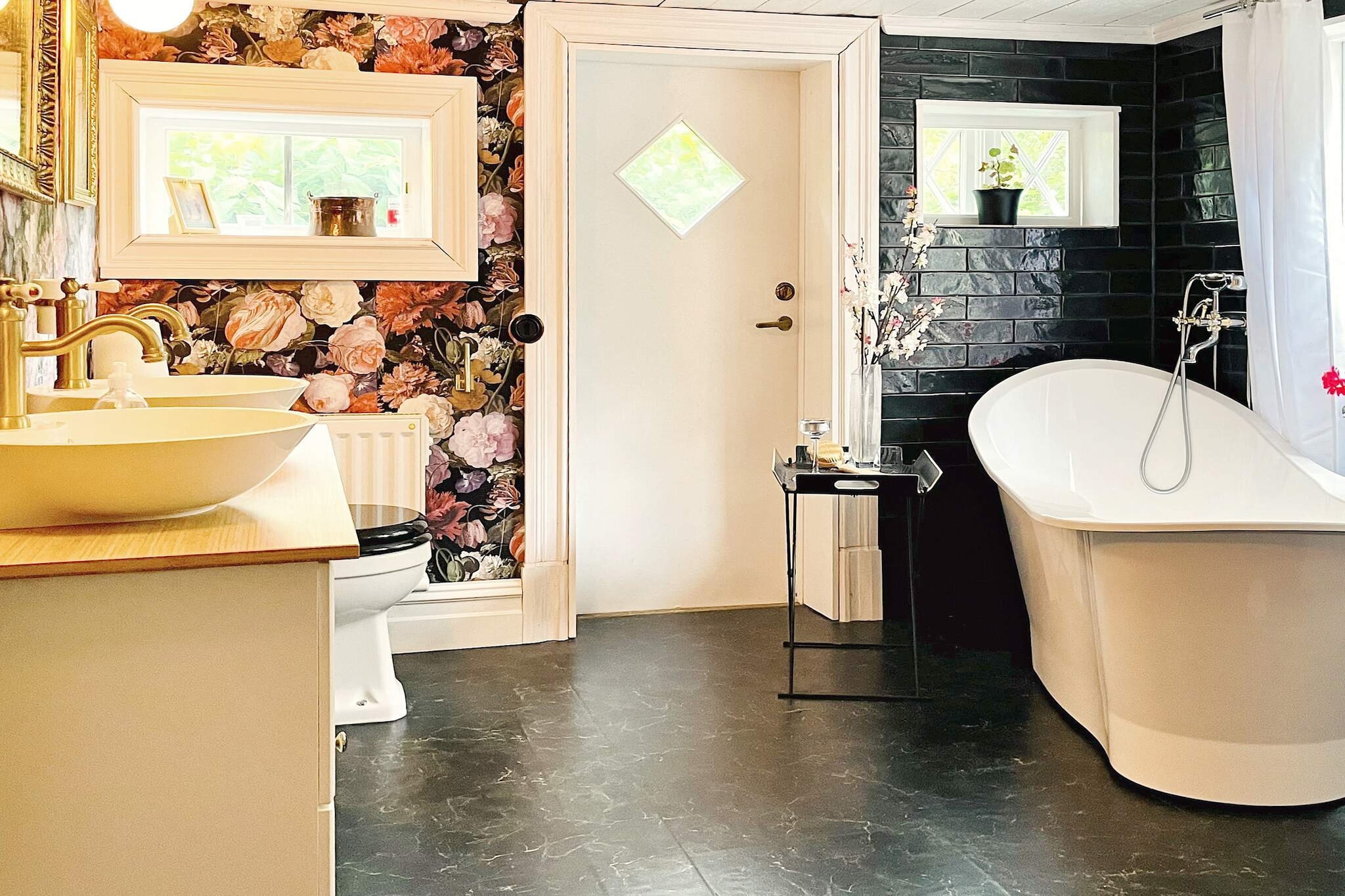 4 star holiday home in Ljungskile - Indoor