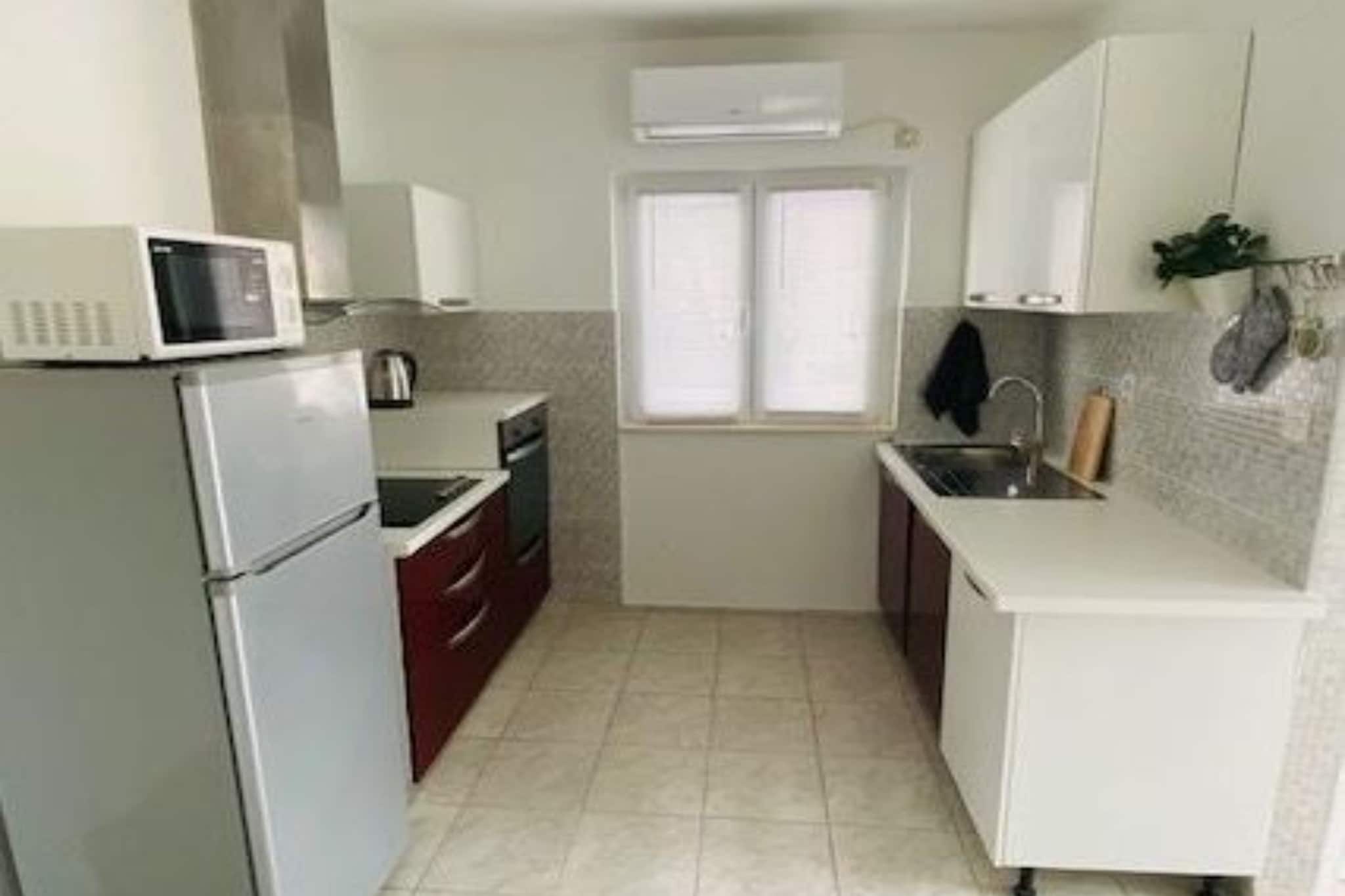 Villa Brazza - Two Bedroom Apartment A2-Küche