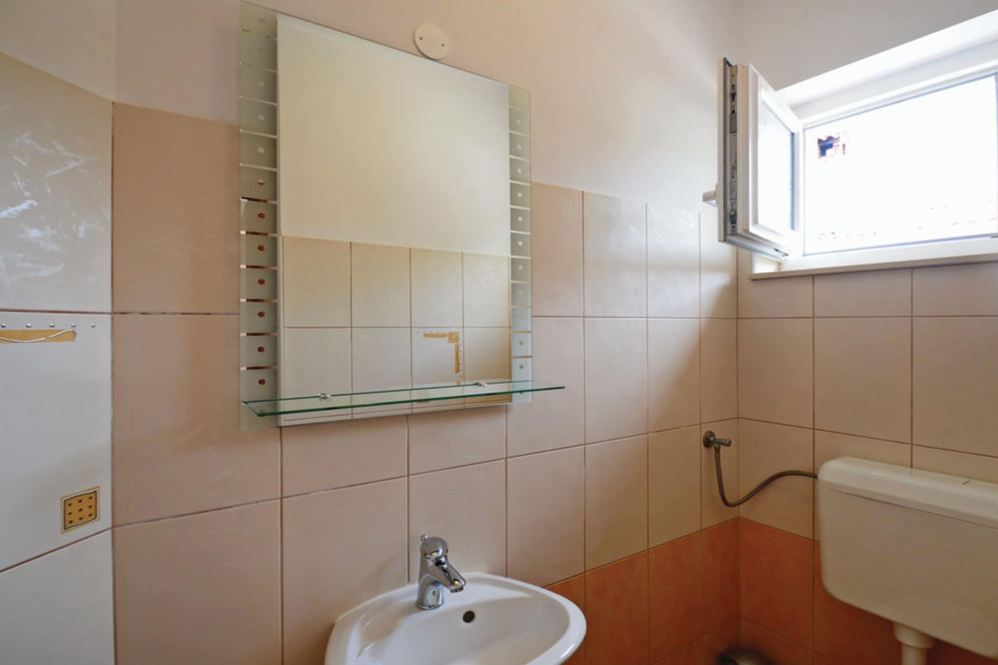 Villa SABINA - Breg Ivanovci - Three Bedroom Villa with Swimming Pool-Bathroom