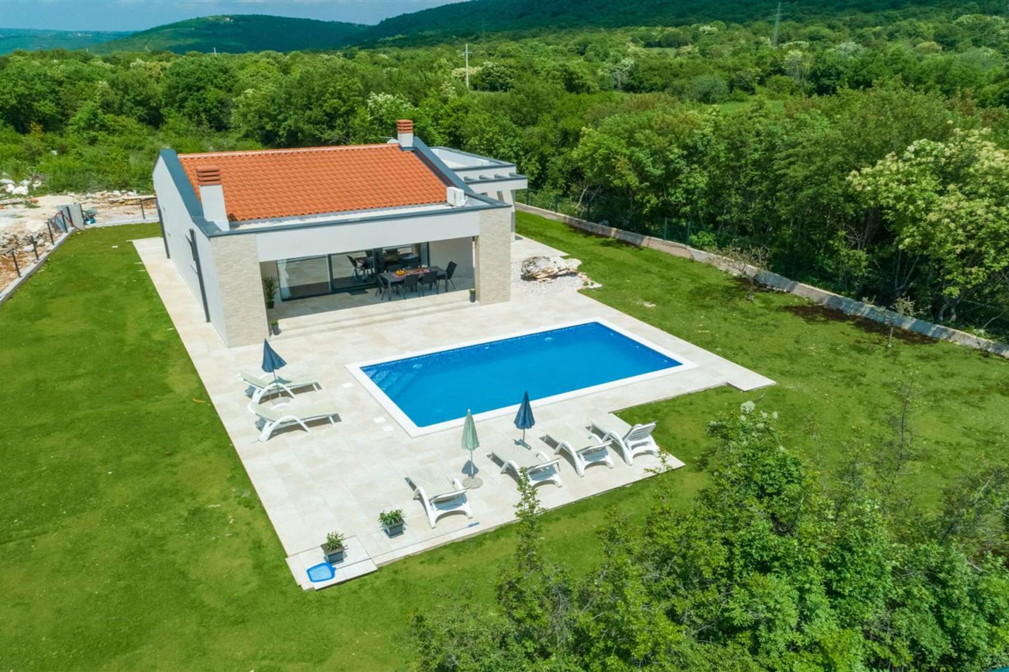 Three Bedroom Villa with Swiming Pool-Außenbereich