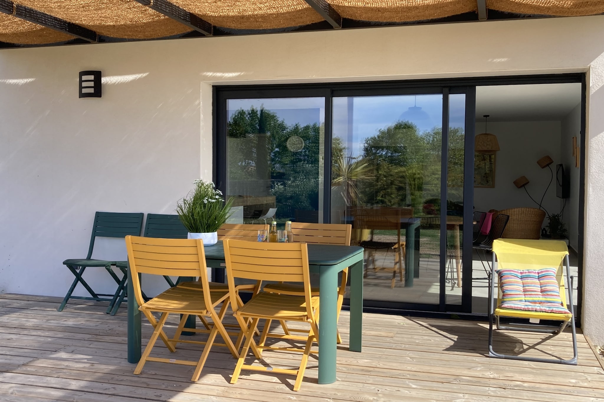 Le Hangar de Jean-Terrasbalkon