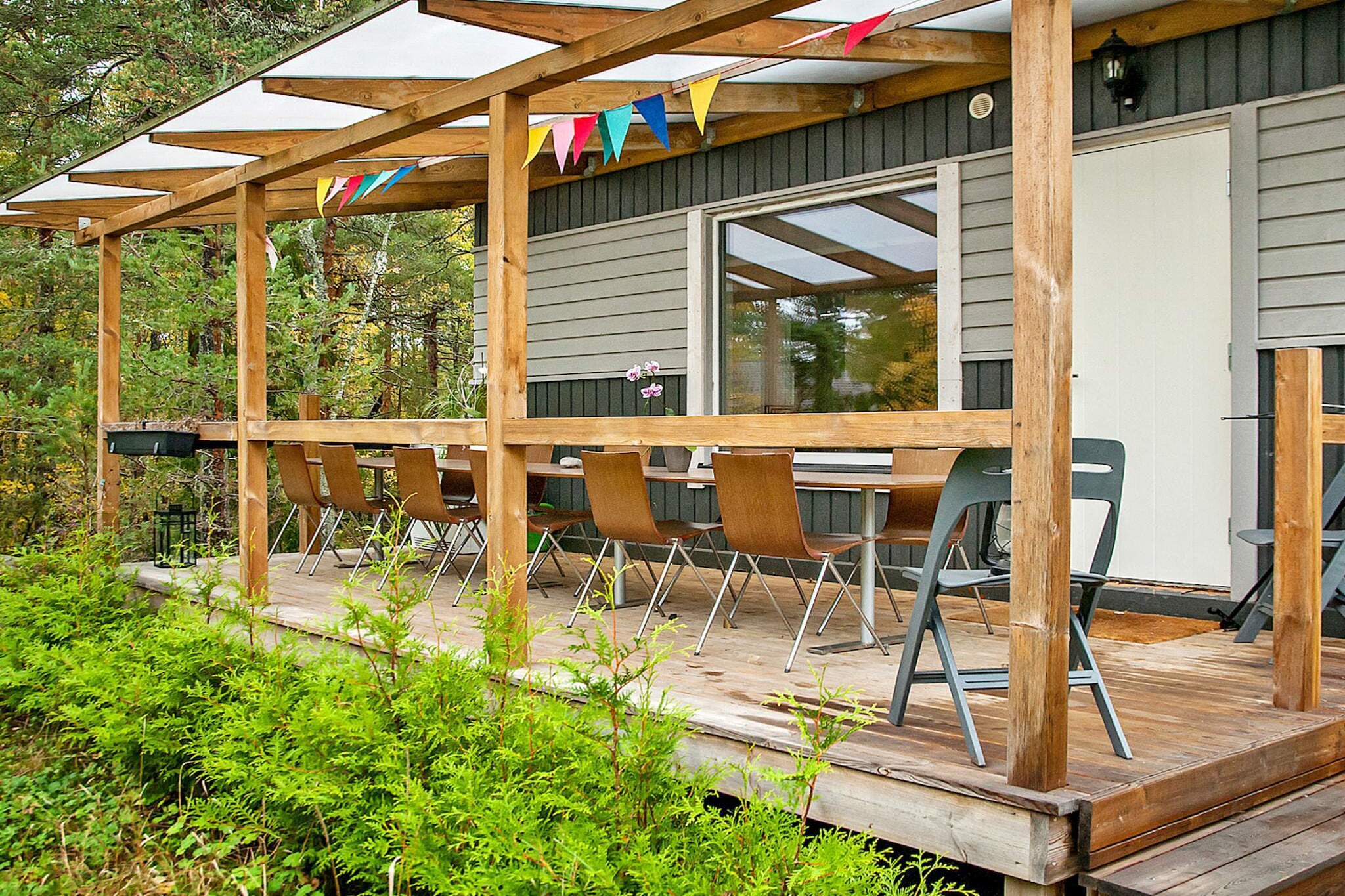 Welcome to a nice cabin on lovely IngarÃ¶. The accomodation is on two floors and the lot is shared with house 57176, but you have your own  and terrace and patio. There is a living room with a sofa bed for two, a kitchen area and a bathroom with WC and shower on the entrance floor. Downstairs there is a large double bedroom. There is also a separate entrance to the house. If you are a large family or two families, it is ideal to rent both this house and the larger one on the plot for a holiday together. IngarÃ¶ is close to Stockholm, there is a bus to Slussen if you want to experience the big city. There are nice swimming beaches almost everywhere on IngarÃ¶, but one of the best is BjÃ¶rkvik's sea bath, which is 3.5 km from the cottage. There are long sandy beaches, cliffs, a restaurant and an ice cream shop. There is a beach 800 m from the house if you want something closer. There is a lot of nature on IngarÃ¶ and nice hiking trails.