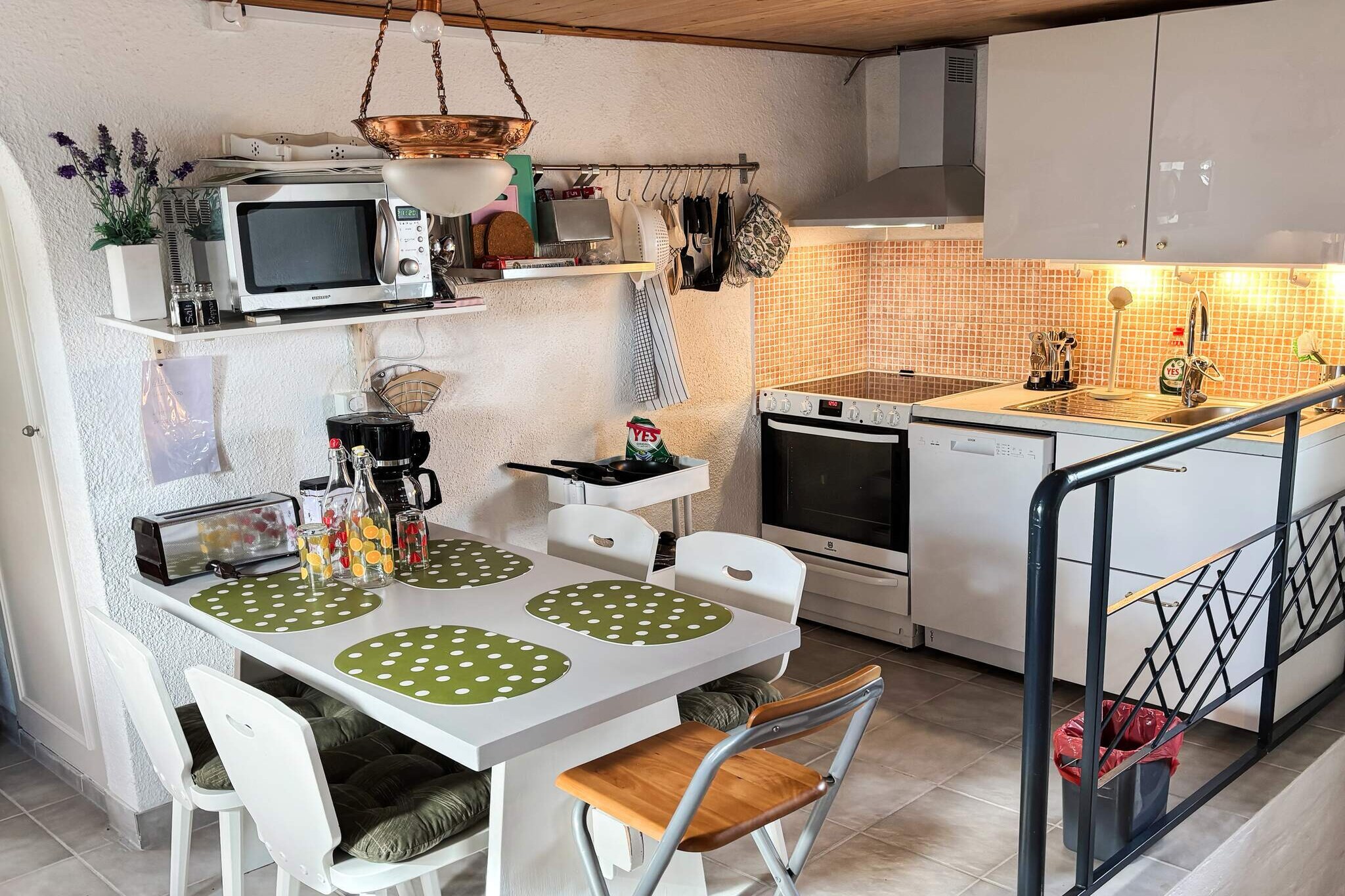 6 person holiday home in MELLBYSTRAND