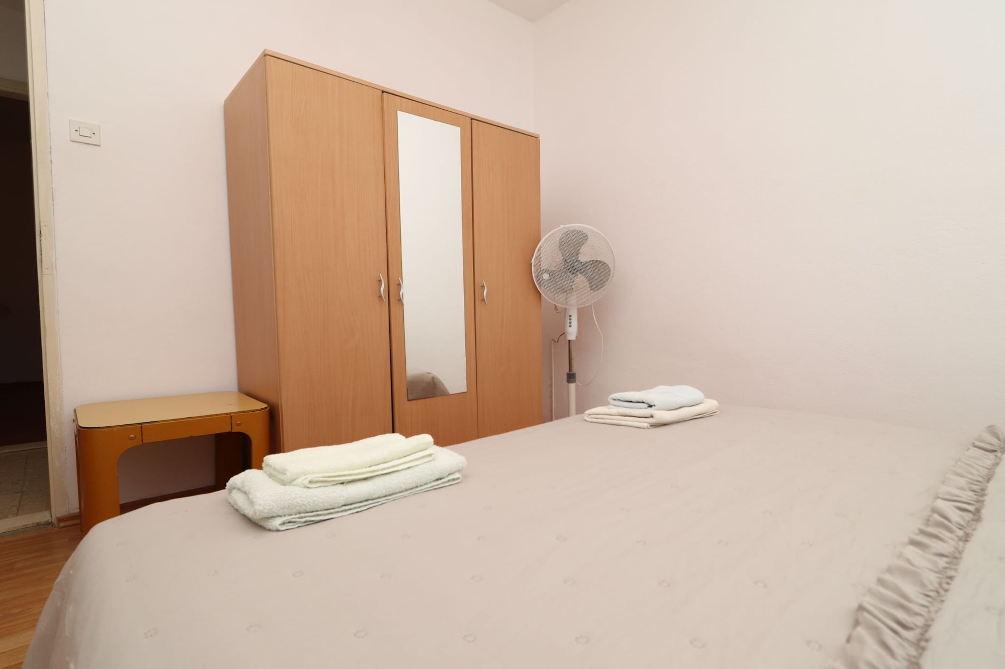Apartments Karbuni By The Sea - Two Bedroom Apartment with Terrace and Sea View - (A1) U REDU-Schlafzimmer