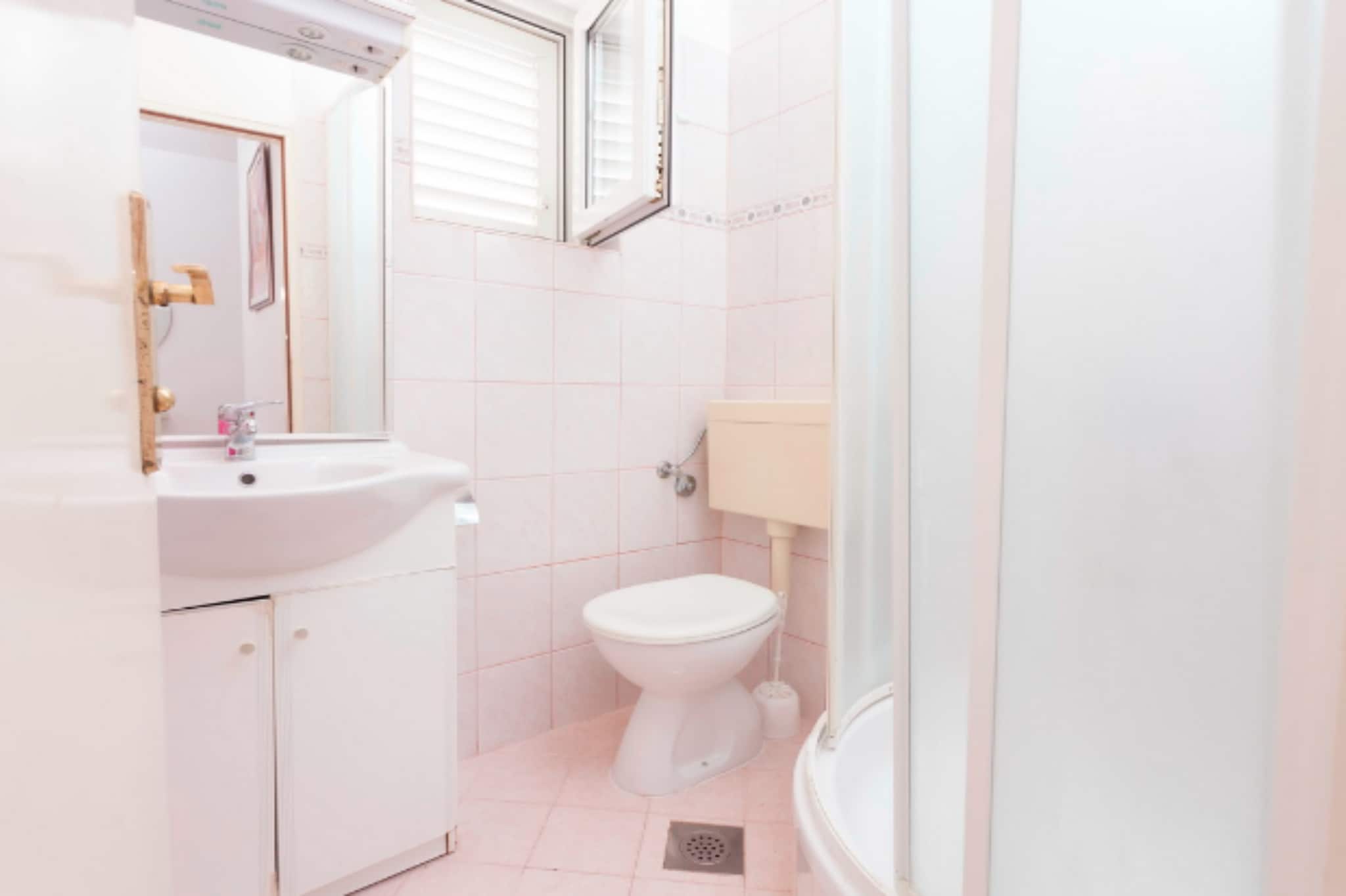 Apartments Lily - Three Bedroom Apartment with Terrace and Sea View-Bathroom