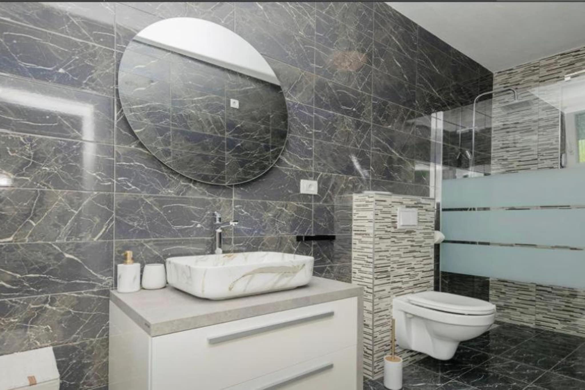 Villa Rest for the soul - Four Bedroom Villa-Chambre