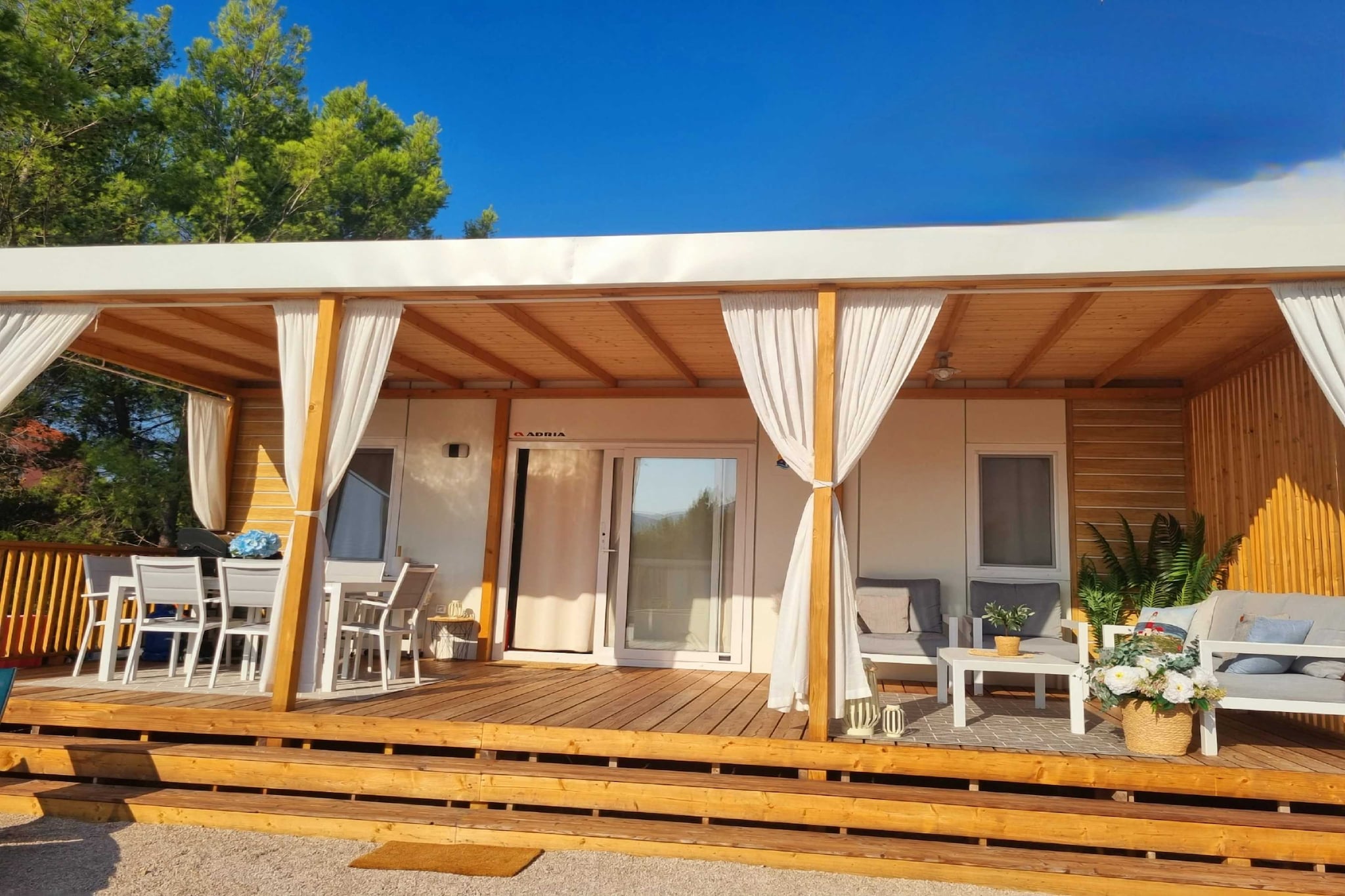 Blue Charm Mobile Home - Two Bedroom Mobile Home ( M10)-Außenbereich