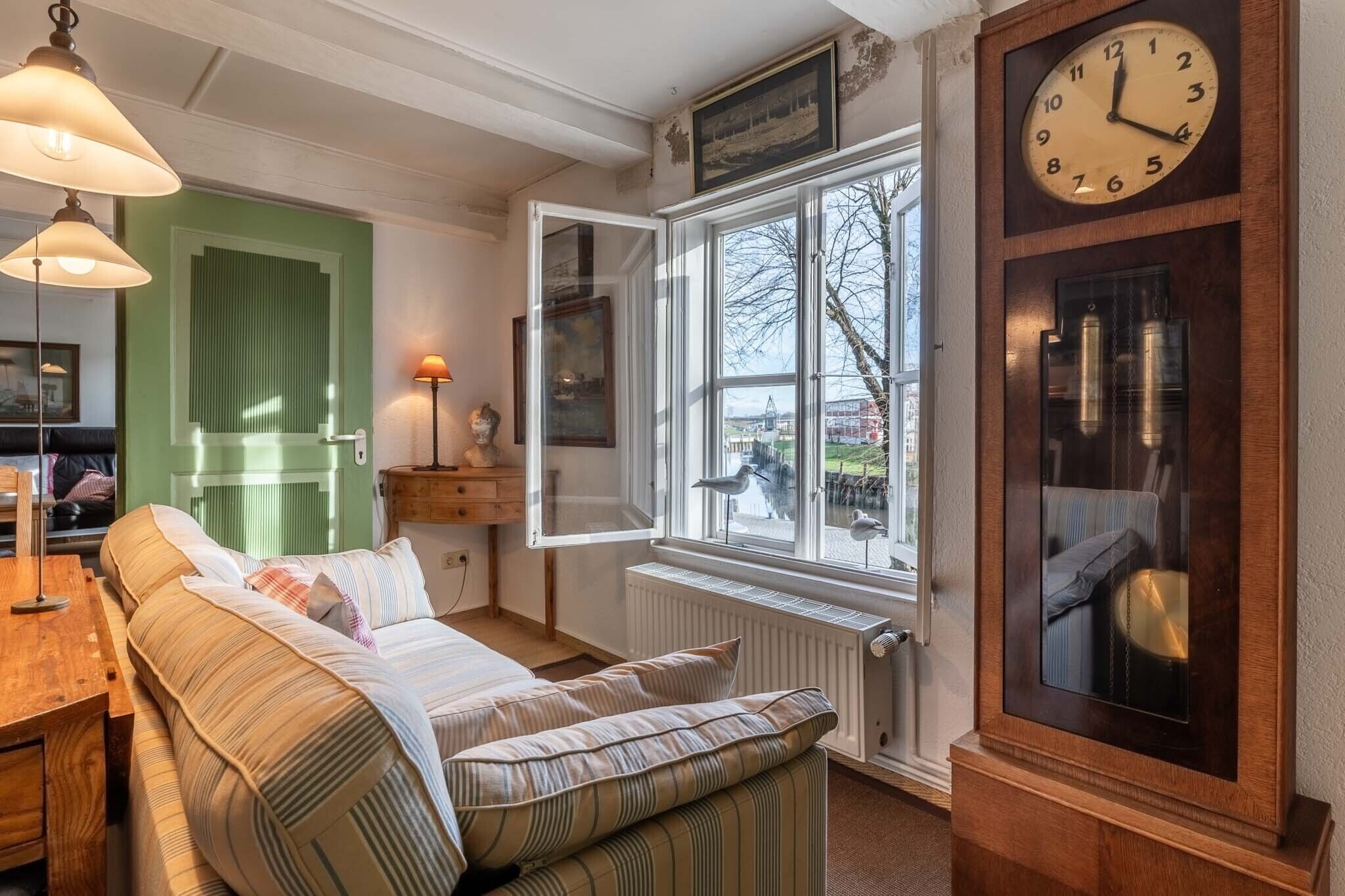 Ferienwohnung HafenPeerle-Woonkamer