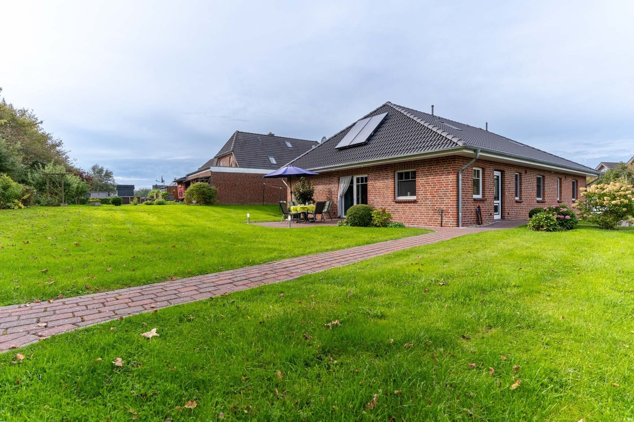 Ferienwohnung Friesenkind-Gardens in summer