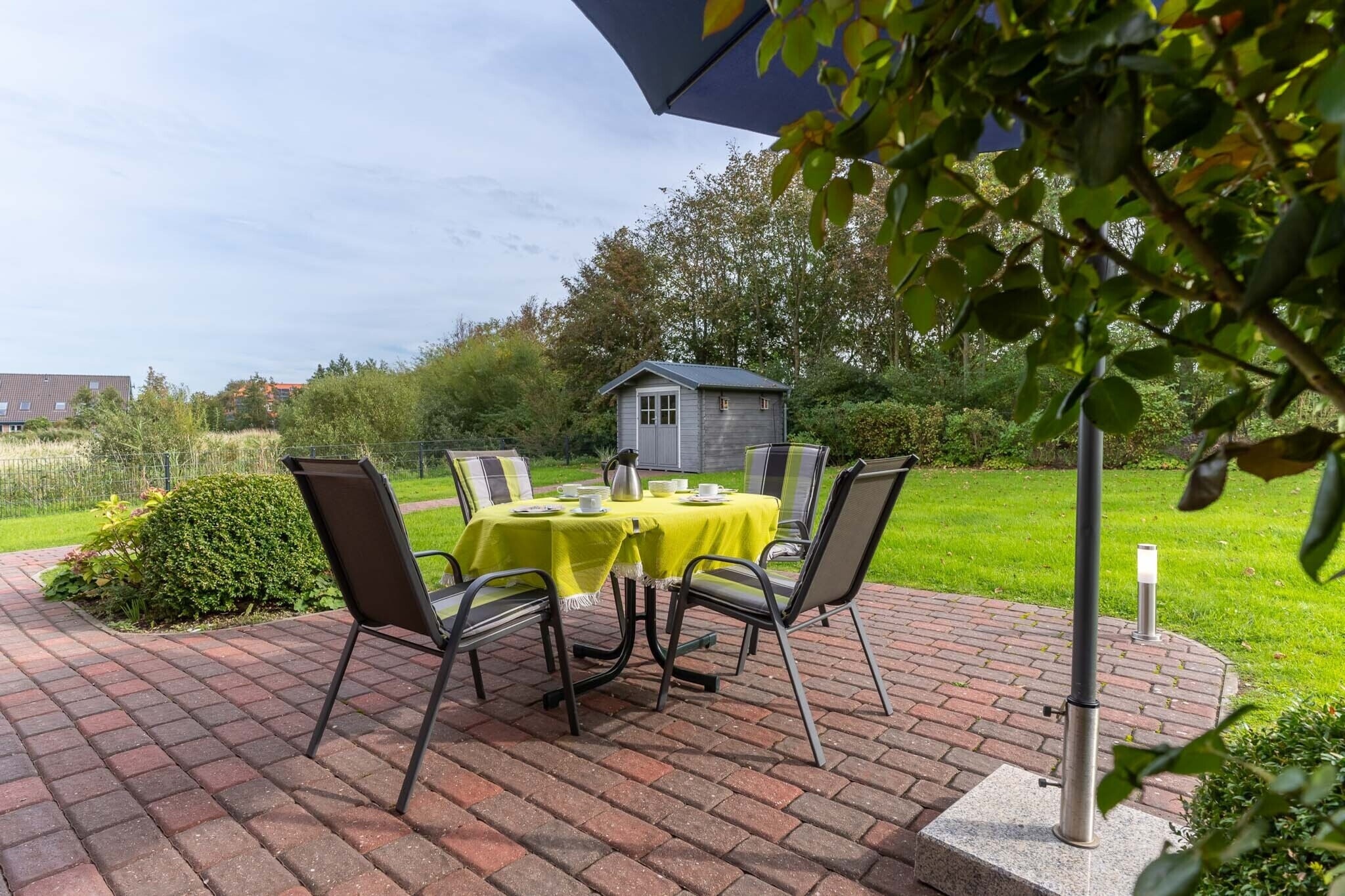 Ferienwohnung Friesenkind-Gardens in summer