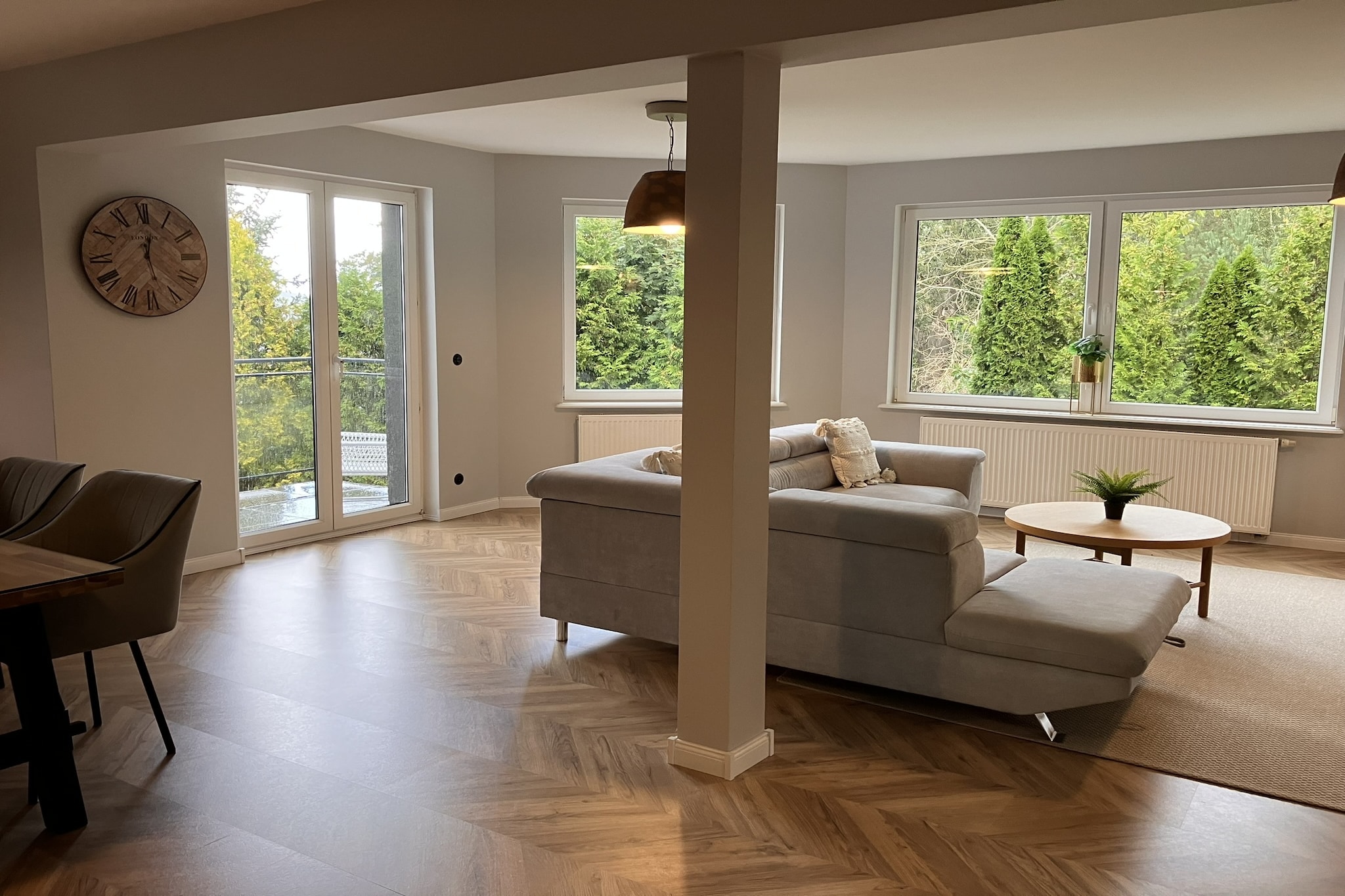 On the 2nd floor: (open kitchen(electric kettle, toaster, cooker, coffee machine, microwave, dishwasher, fridge-freezer, tumble dryer, washing machine, electric hot plates, dishes and cutlery), Living/bed room(double bed, double sofa bed, TV, dining table, seating area), bedroom(single bed, single bed, double sofa bed), bathroom(shower, washbasin, toilet), toilet, sauna)\n\nterrace, garden furniture