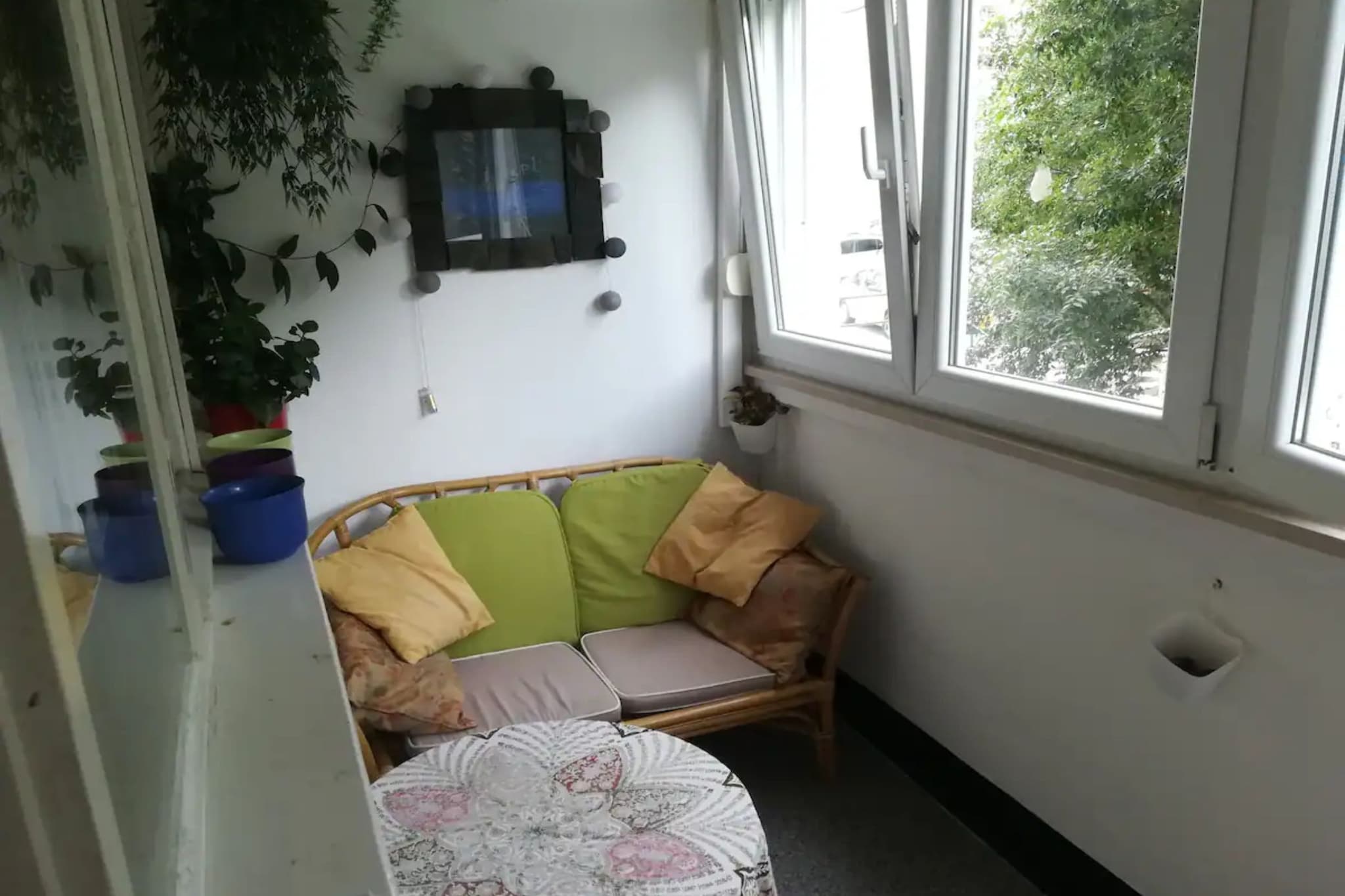 Friendly Well Located Family Apartment - One bedroom apartment-Innen