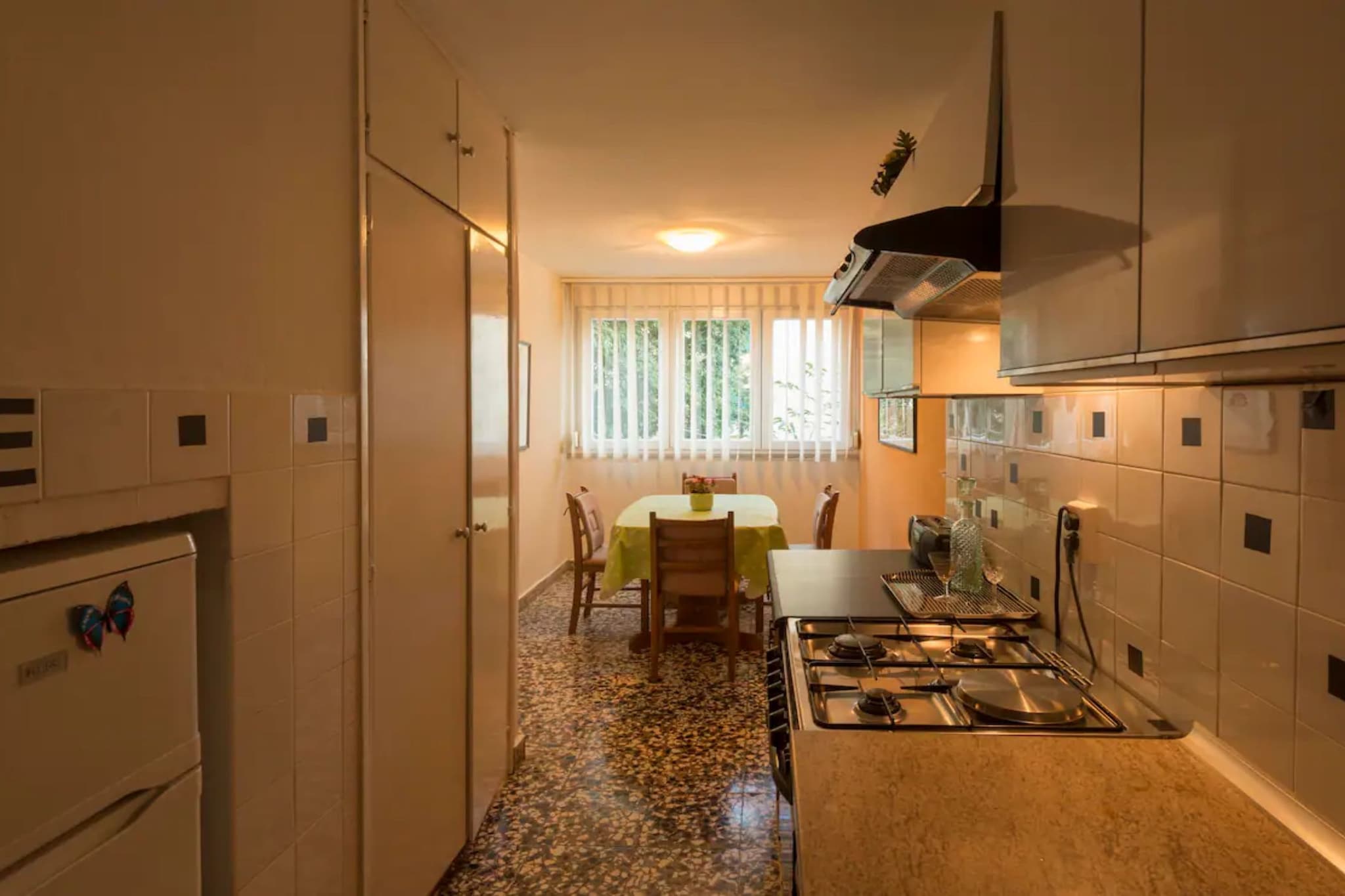 Friendly Well Located Family Apartment - One bedroom apartment-Innen