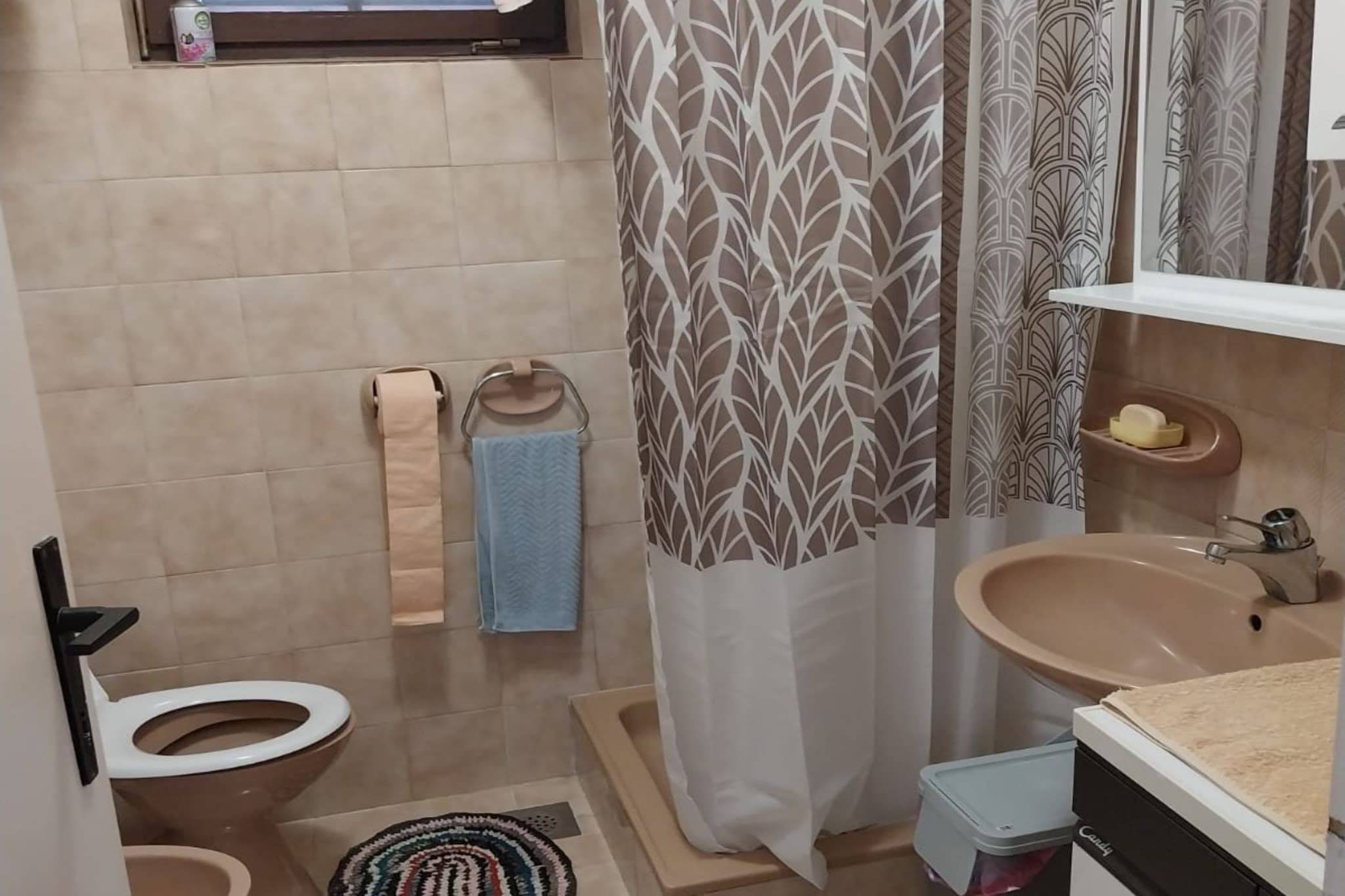 Holiday Home Marina - Two Bedroom Holiday Home with Terrace-Salle de bain