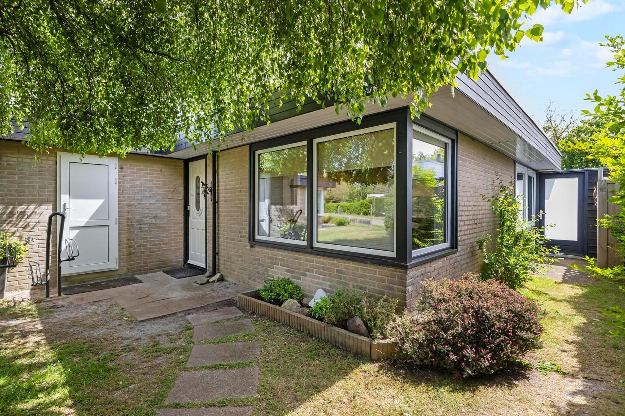 Exterior Summer