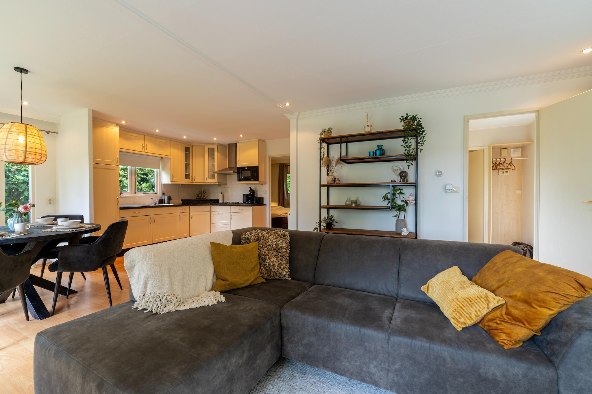 Indulge in a luxurious holiday experience at this charming 2-bedroom holiday home in Overijssel, where elegance meets comfort in a picturesque setting. Perfect for families or groups of 4 friends, this retreat promises a blend of relaxation and adventure. Embrace the serene surroundings from your private balcony or terrace, offering breathtaking views of the tranquil pond and a well-furnished garden, complete with ample seating for outdoor relaxation. Step into a fully equipped kitchen, ideal for culinary enthusiasts preparing delightful meals or relishing the local delicacies from nearby restaurants. The tasteful interior and air conditioning ensure a cool and comfortable stay throughout. Inside, the bedrooms are impeccably maintained, providing a cozy haven after days filled with exploration. 

Nearby, numerous tourist attractions await discovery, ensuring each day is filled with new adventures and cherished memories. You can also visit "Cap Fun Stoetenslagh" a nearby amusement park or recreational facility, a highly popular tourist destination for the guests!

The holiday home is located in a small park with a barrier. Upon arrival, the car can be parked at the park's parking lot. The location of the holiday home is the first house on the left.