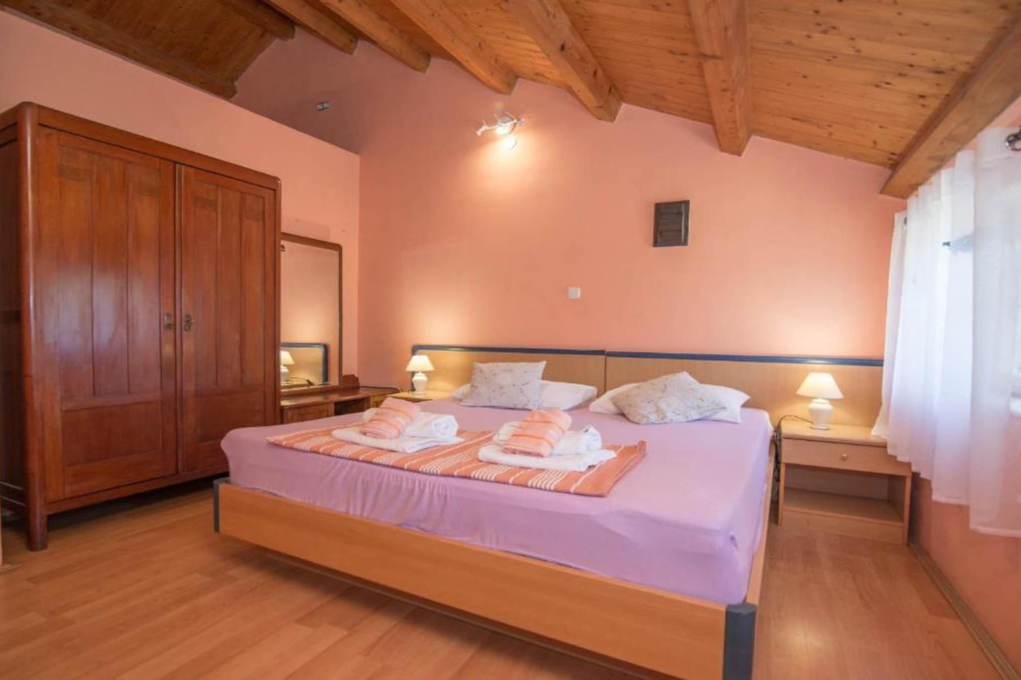 Apartments Bonic - Two Bedroom Apartment with Balcony (APP 3)-Bedroom
