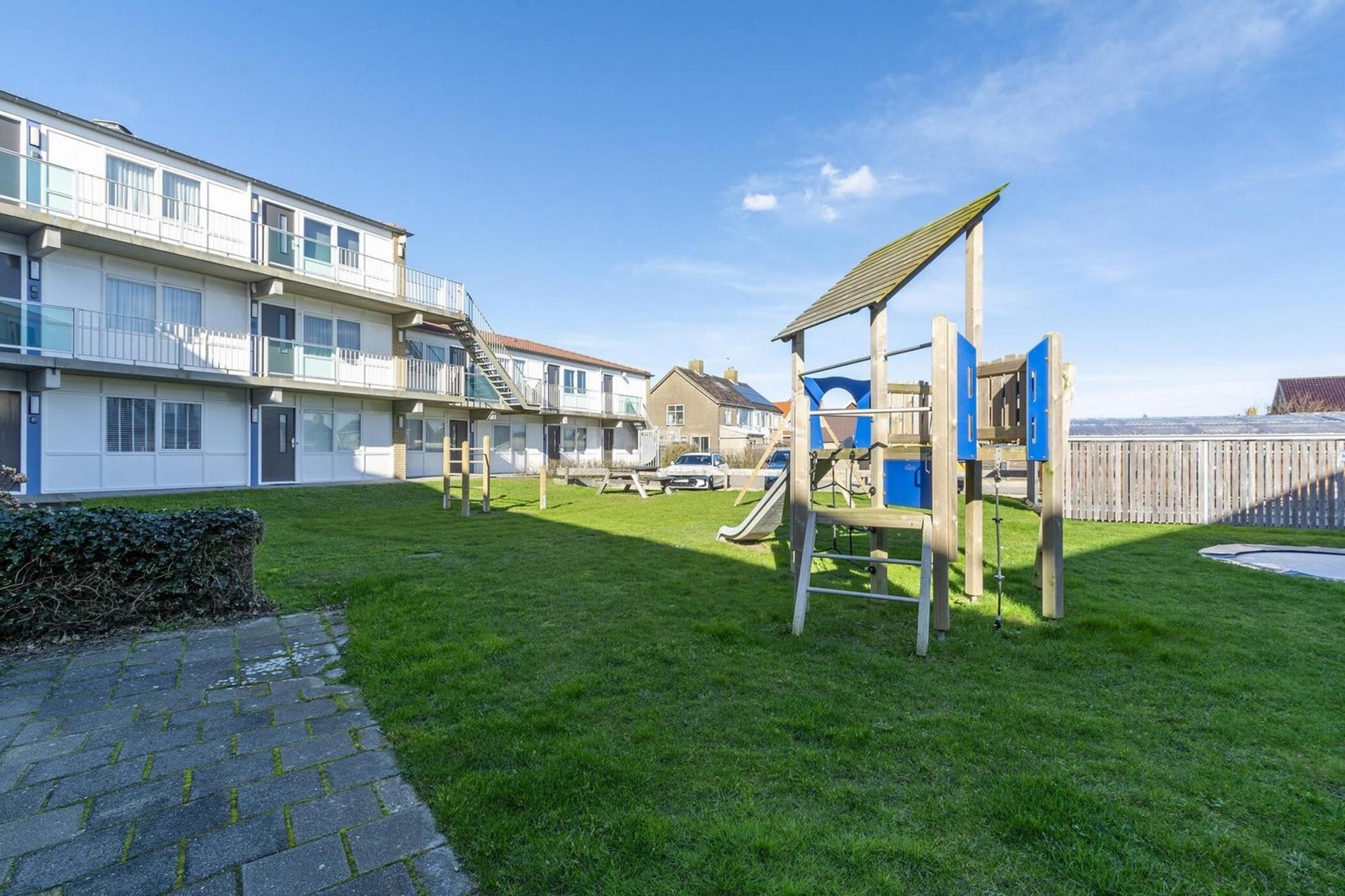 Beach Appartement 05-Tuinen zomer