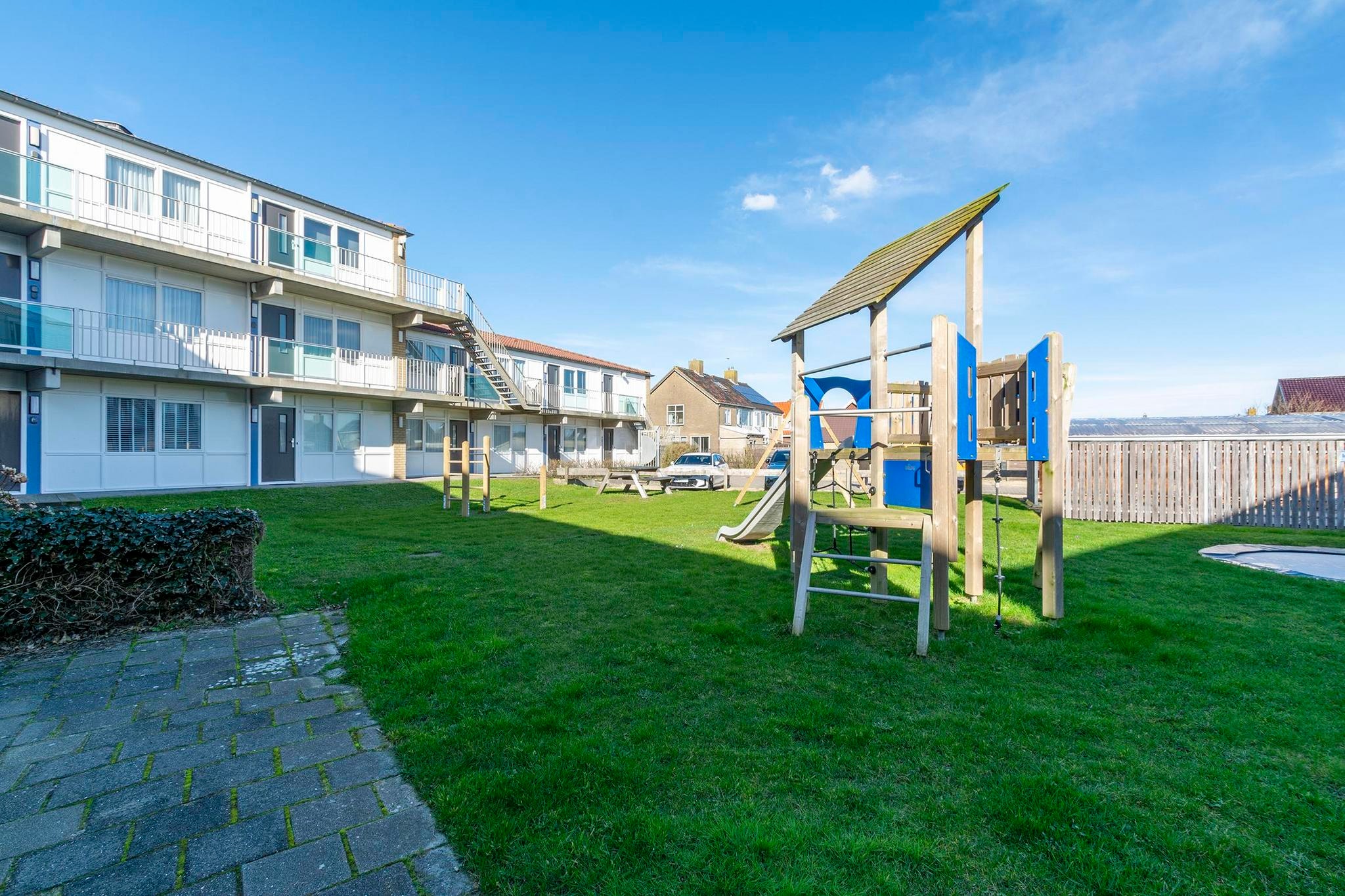 Beach Appartement 05-Tuinen zomer