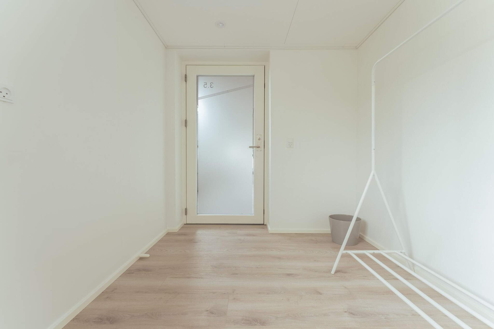 Appartement met uitzicht op de stad en de zee-Binnen