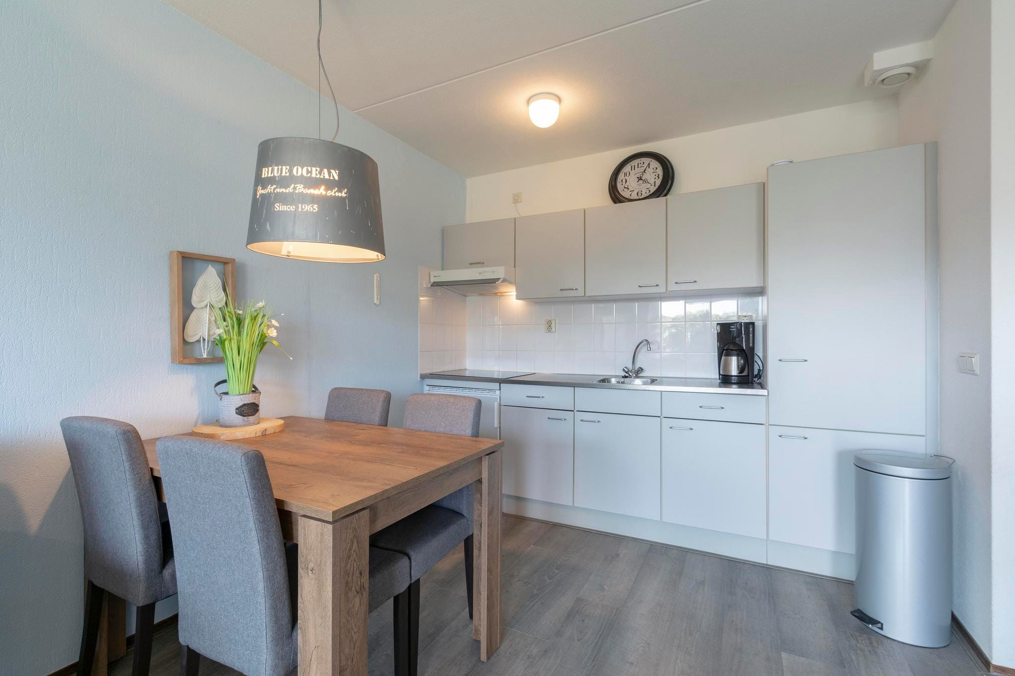 Beach Appartement 11-Eetkamer