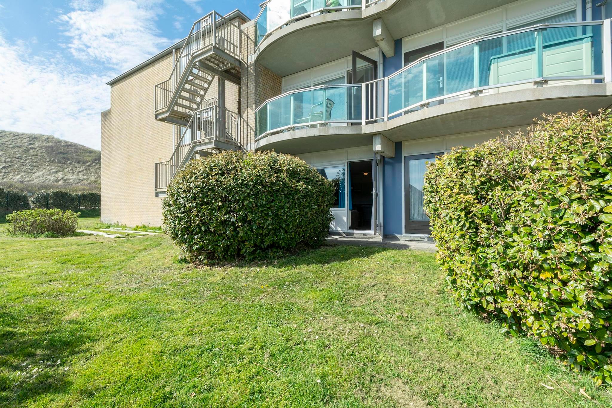 Beach Appartement 11-Tuinen zomer