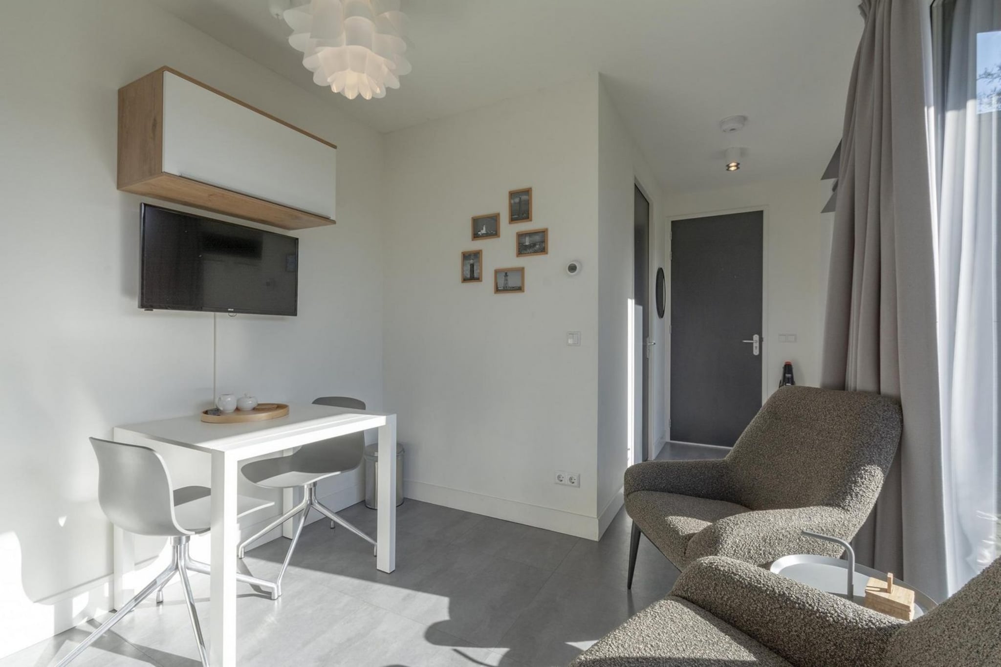 Strandhuis Uitwaayer-Image-tags.