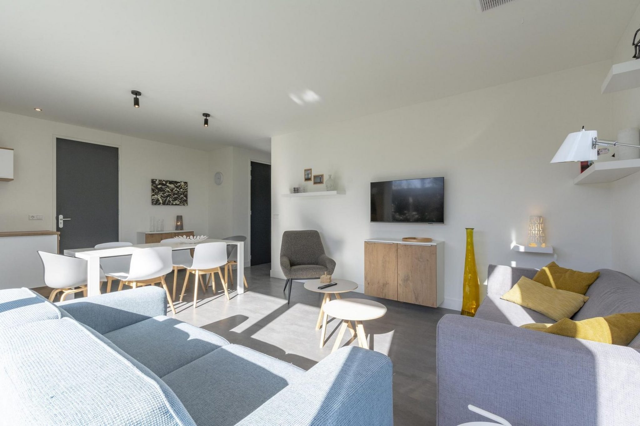 Strandhuis Uitwaayer-Image-tags.