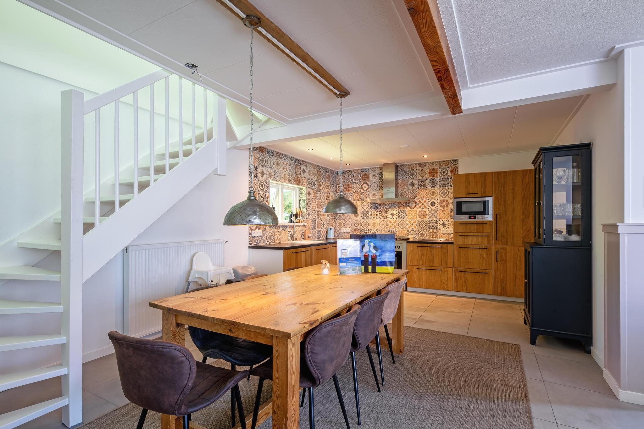Strandhuys Oester-Eetkamer