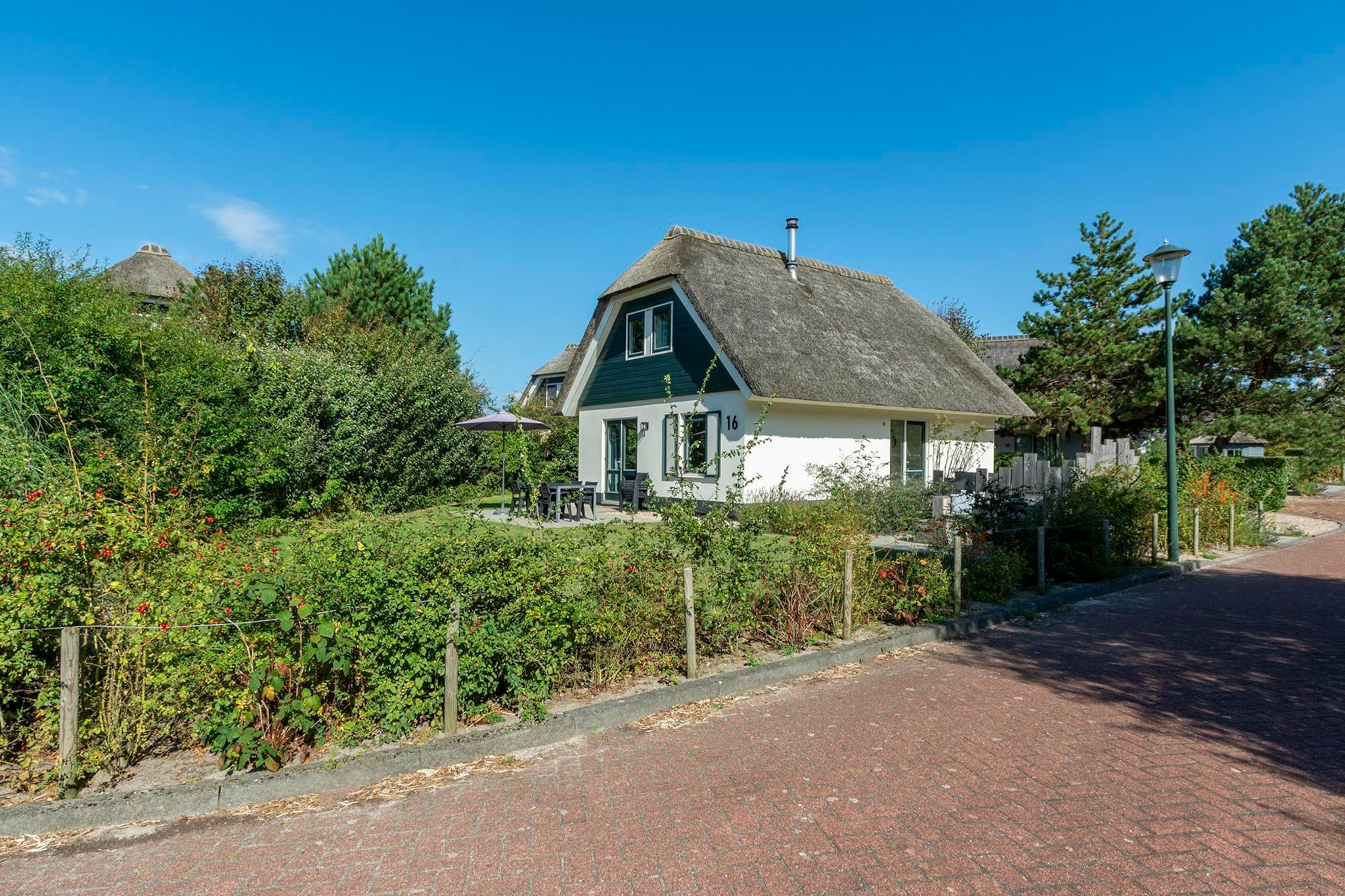 Duynopgangh 16-Buitenkant zomer