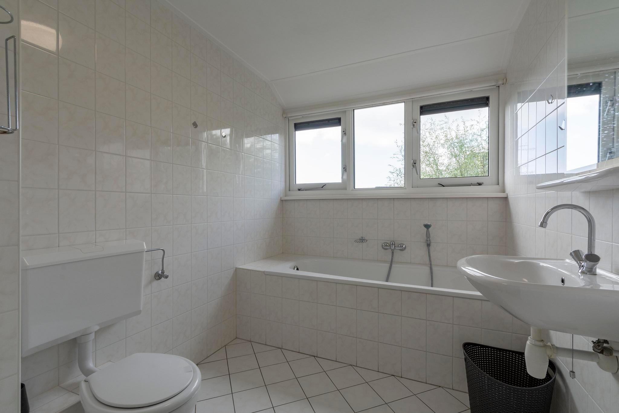 Duynopgangh 16-Badkamer