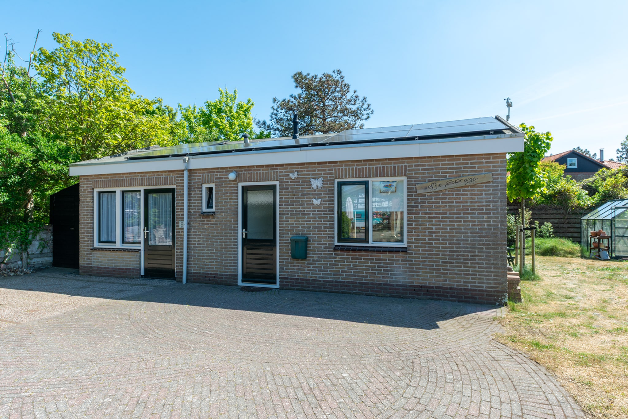 Effe Sprage-Buitenkant zomer