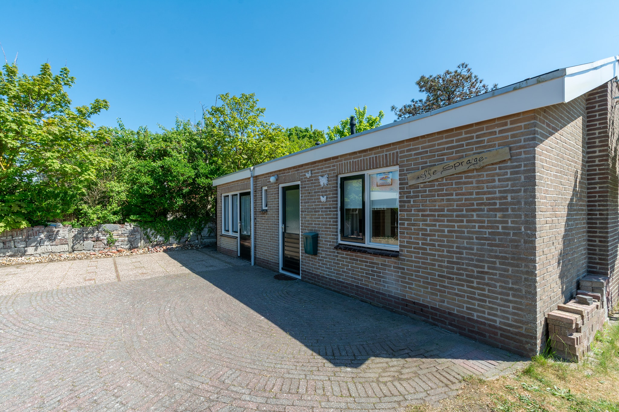 Effe Sprage-Buitenkant zomer