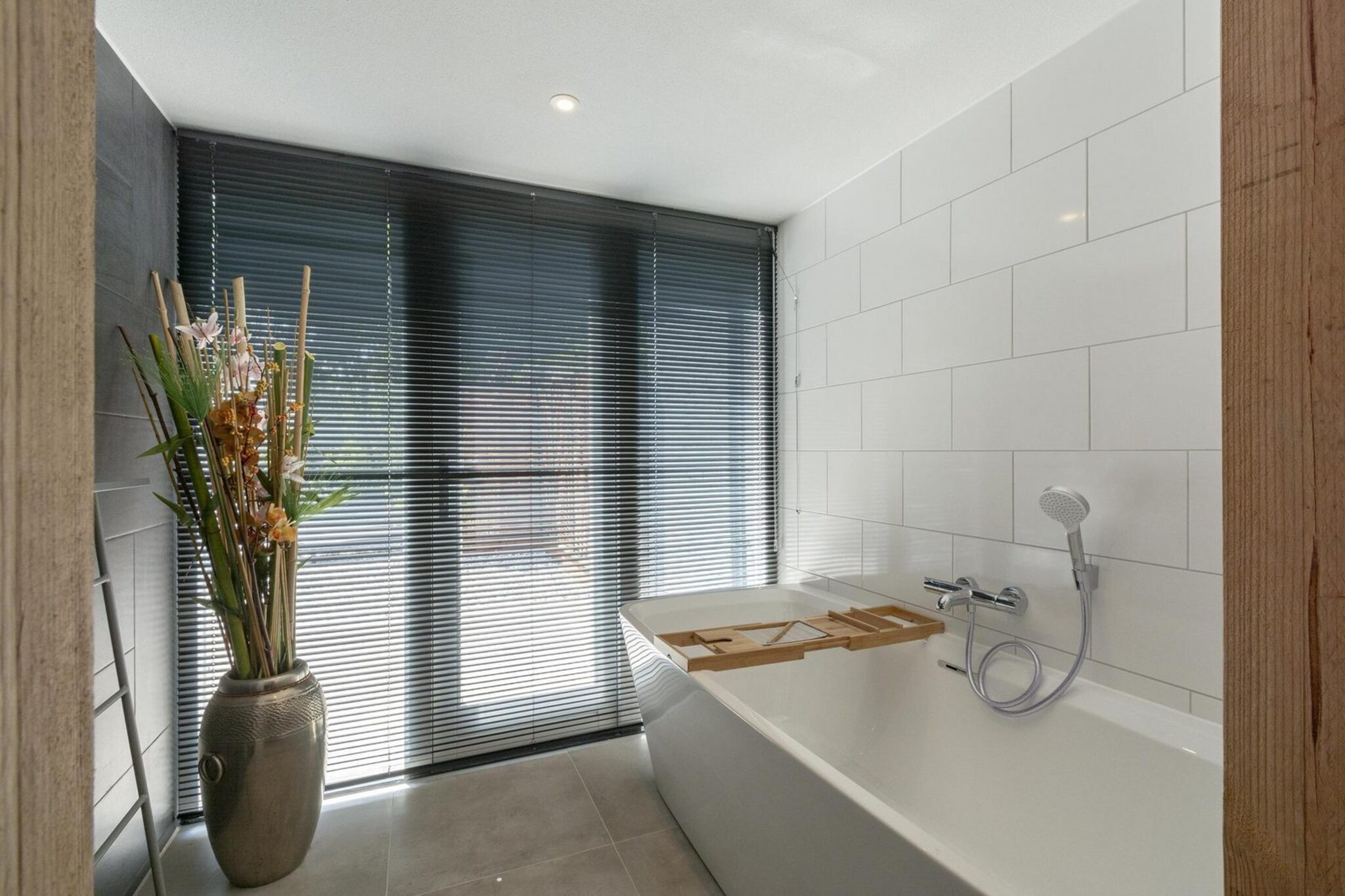 De Blenck 29-Image-tags.
