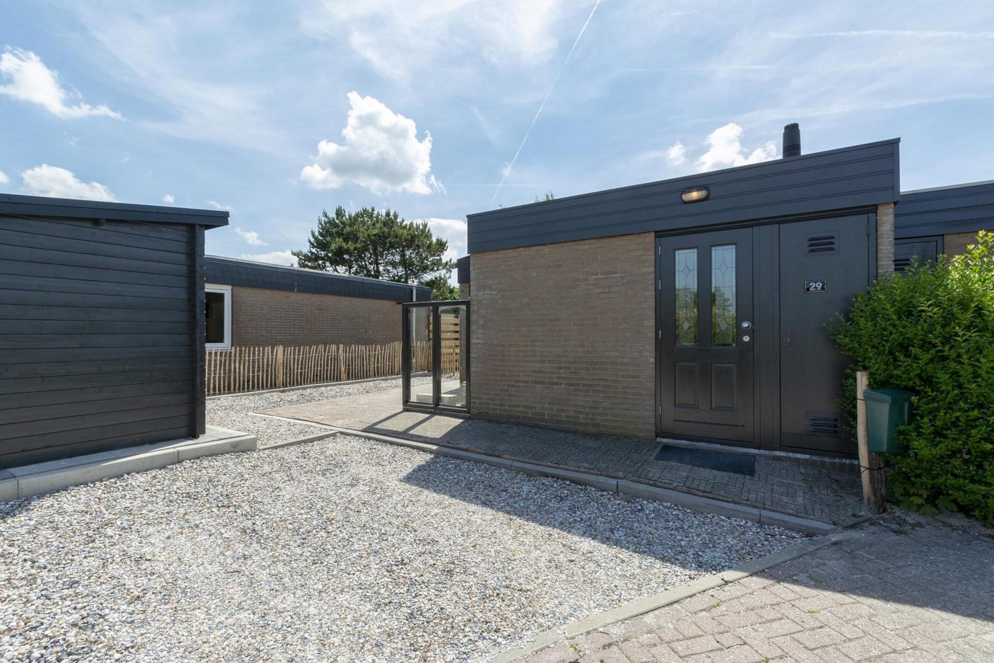 De Blenck 29-Image-tags.