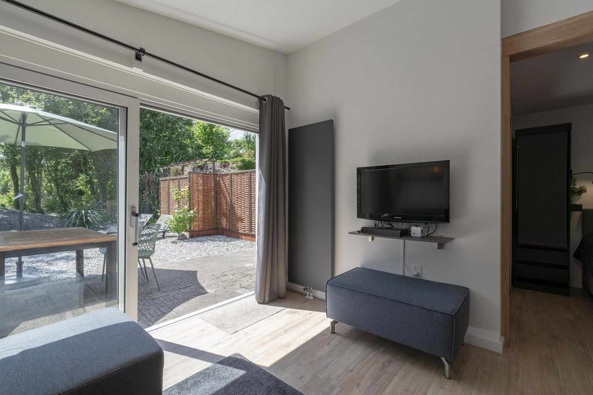 De Blenck 29-Image-tags.