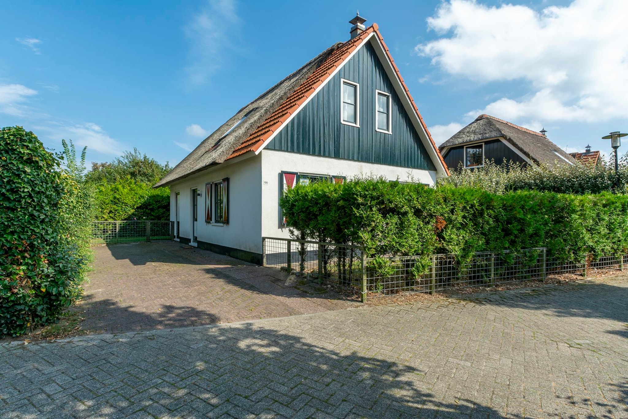 De Buitenplaats 100-Buitenkant zomer