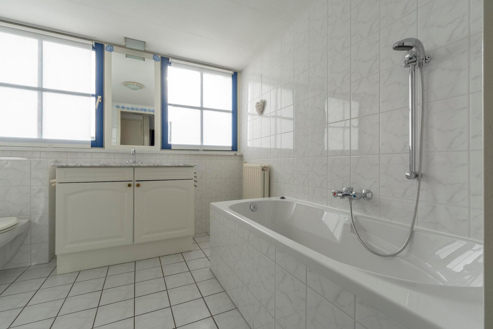 De Buitenplaats 100-Badkamer