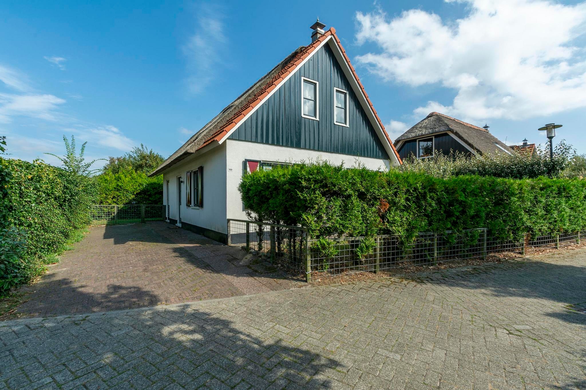 De Buitenplaats 100-Buitenkant zomer