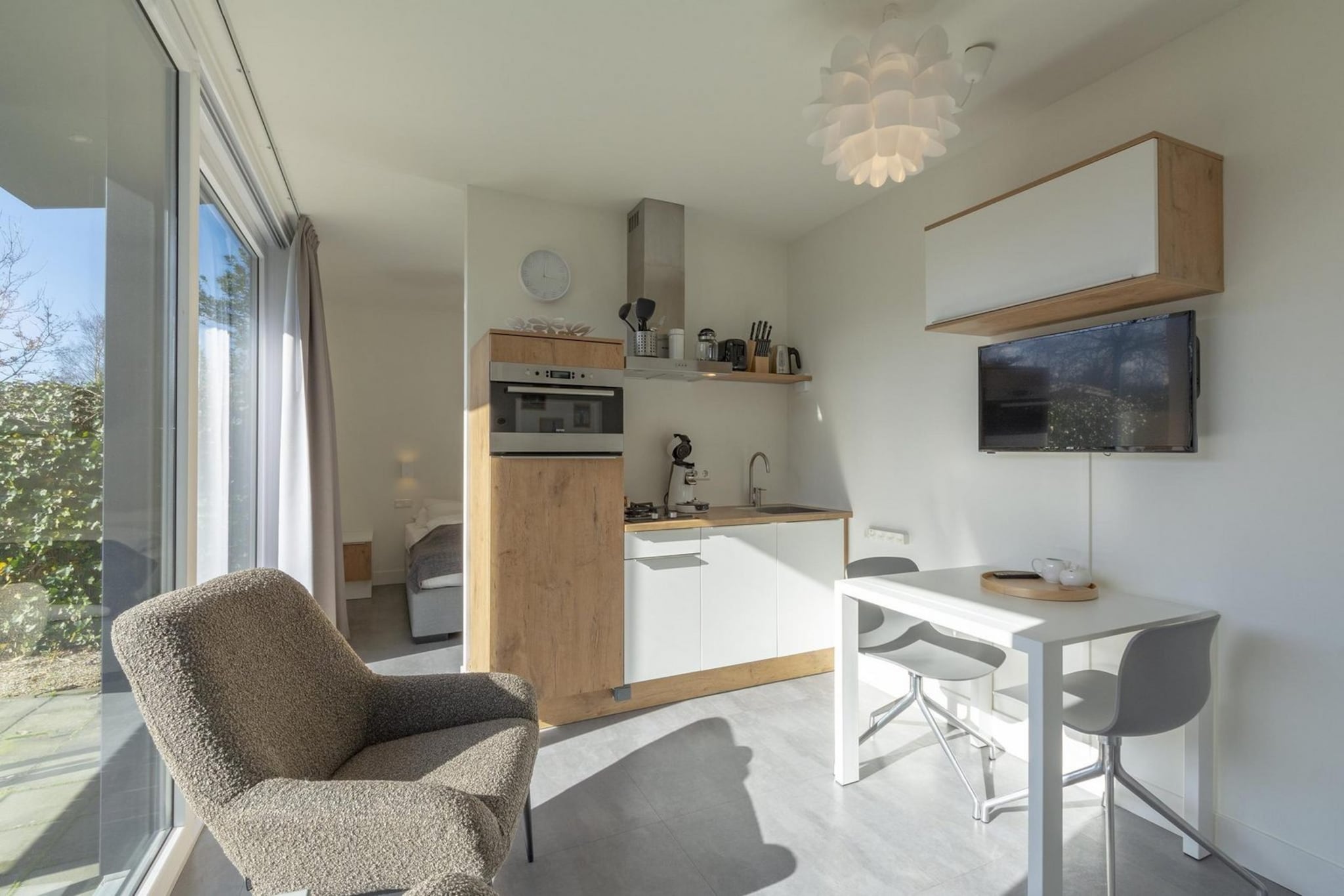 Suite Uitwaayer-Image-tags.