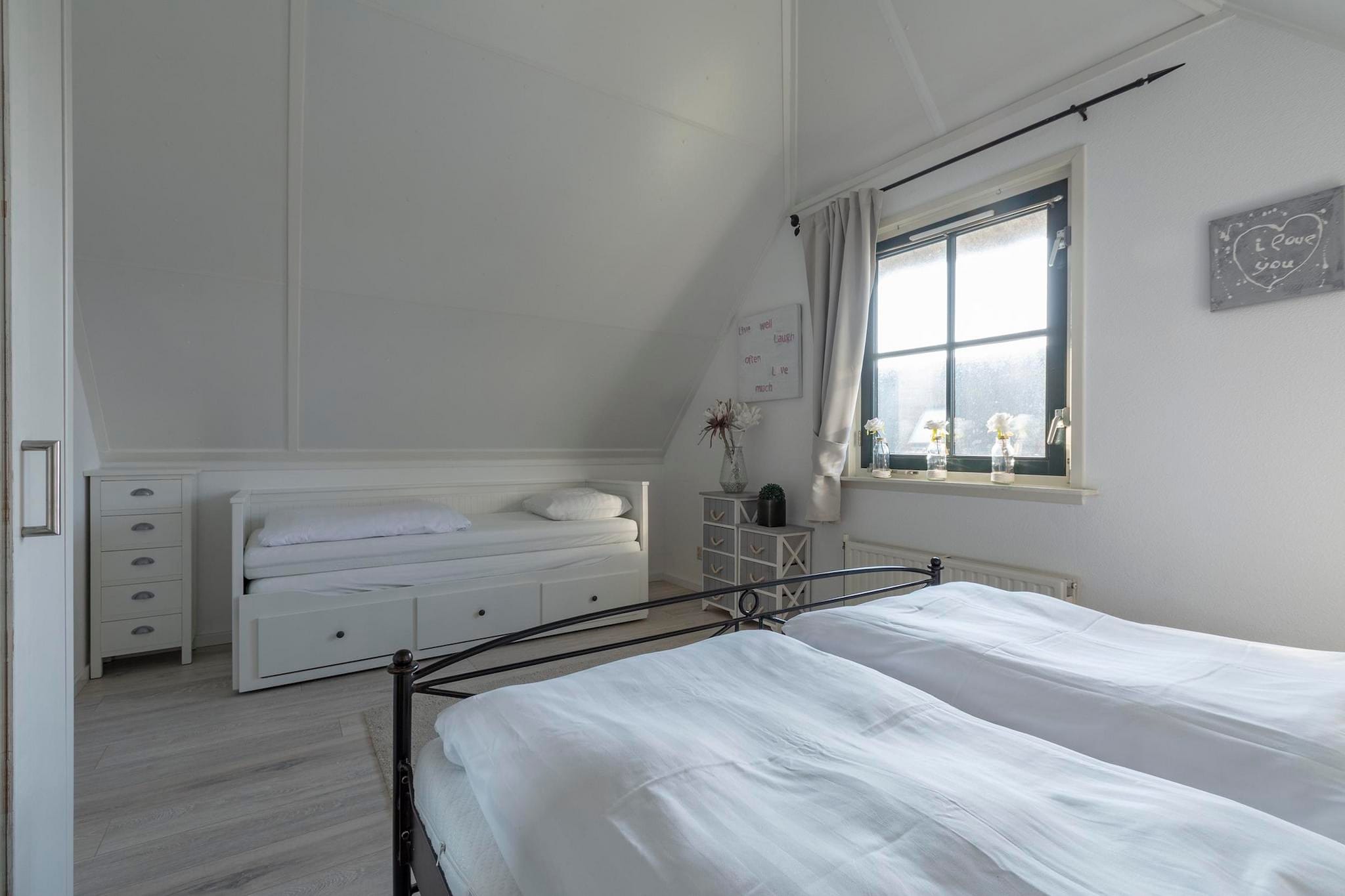 De Buitenplaats 37-Slaapkamer