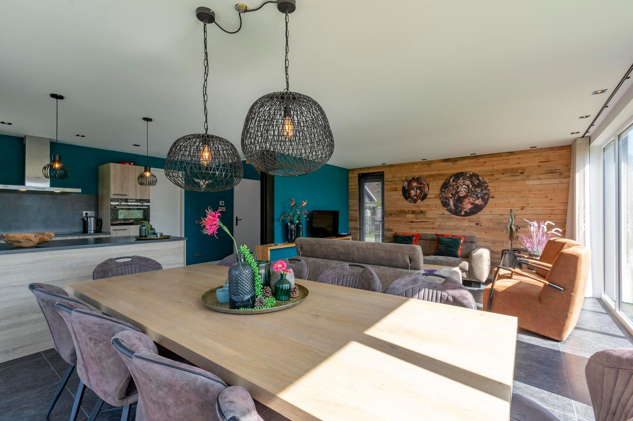 Luxe Villa Keizerskroon - Keizerkroon 63-Eetkamer