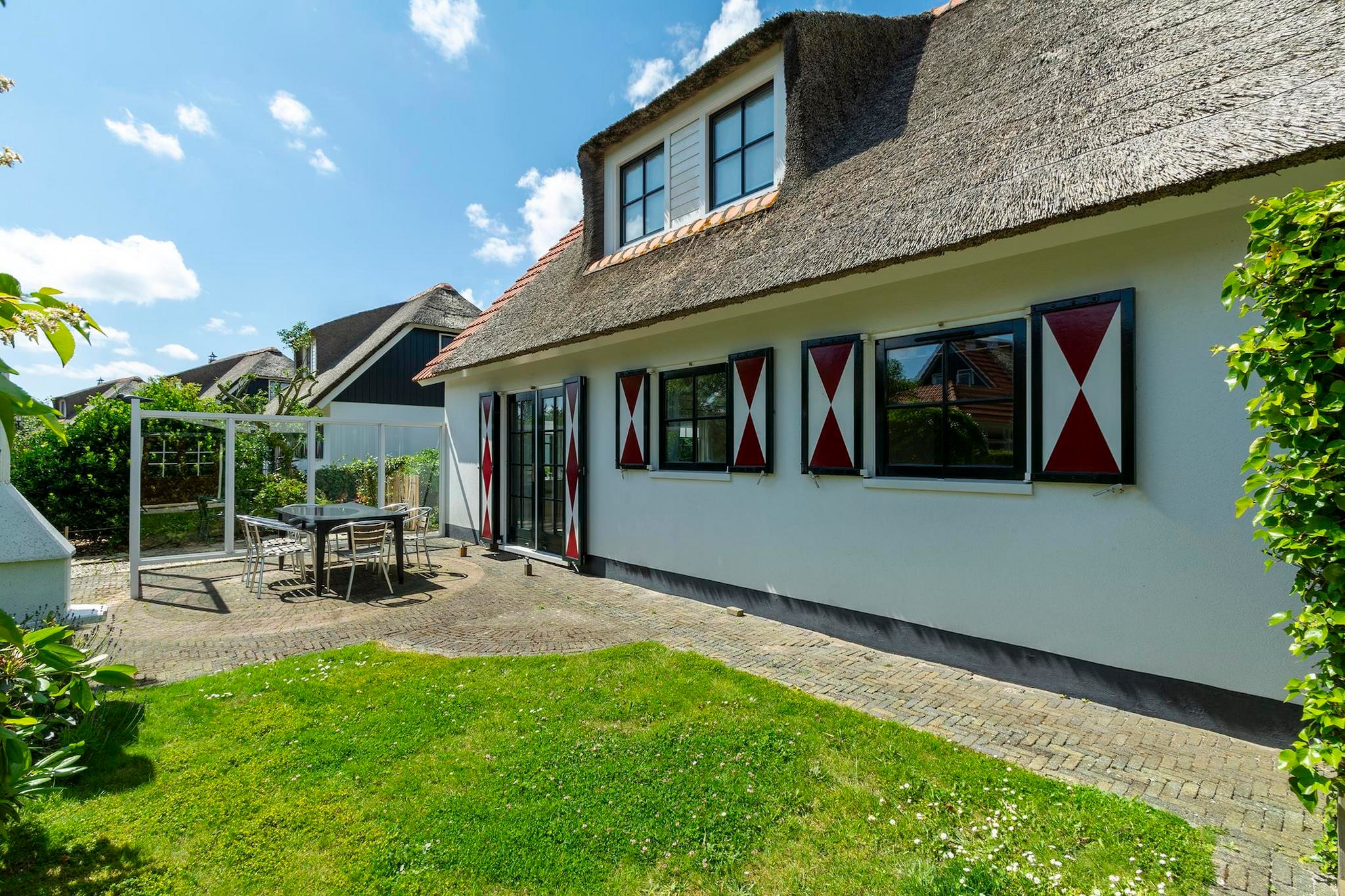 De Buitenplaats 62-Buitenkant zomer