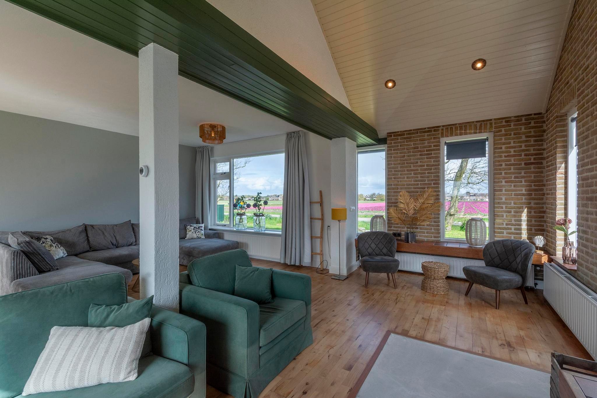 Villa Zuidwester-Woonkamer