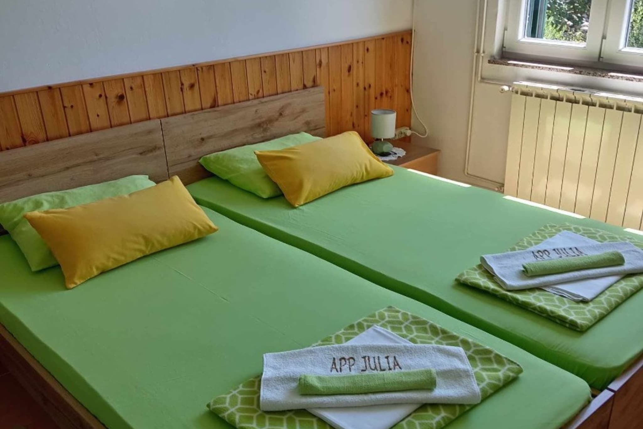 Apartments Julia - Triple Room Julia 4-Badkamer