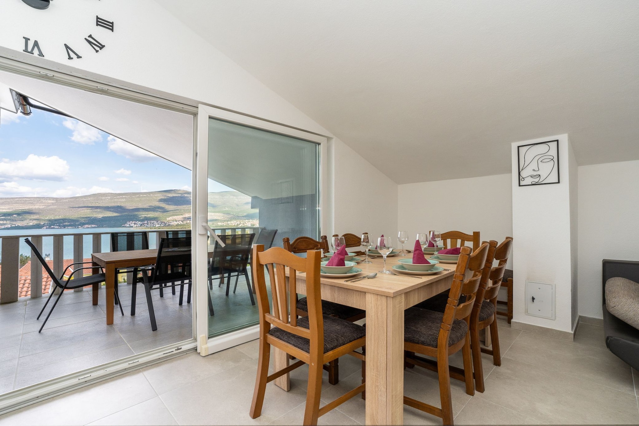 Villa Ivanovi Dvori - Seven Bedroom Villa with Private Pool-Dining room