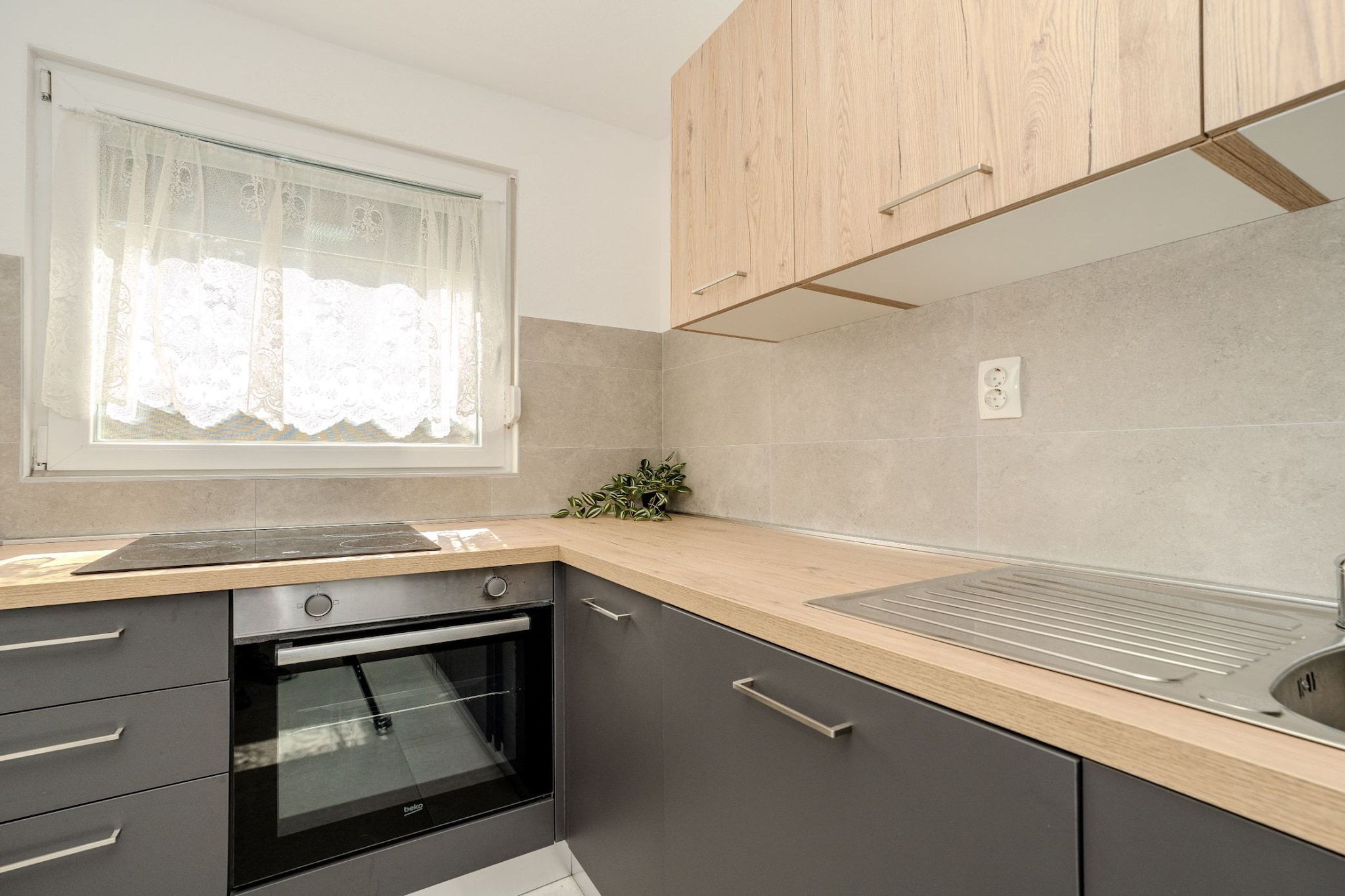 Villa Ivanovi Dvori - Seven Bedroom Villa with Private Pool-Kitchen